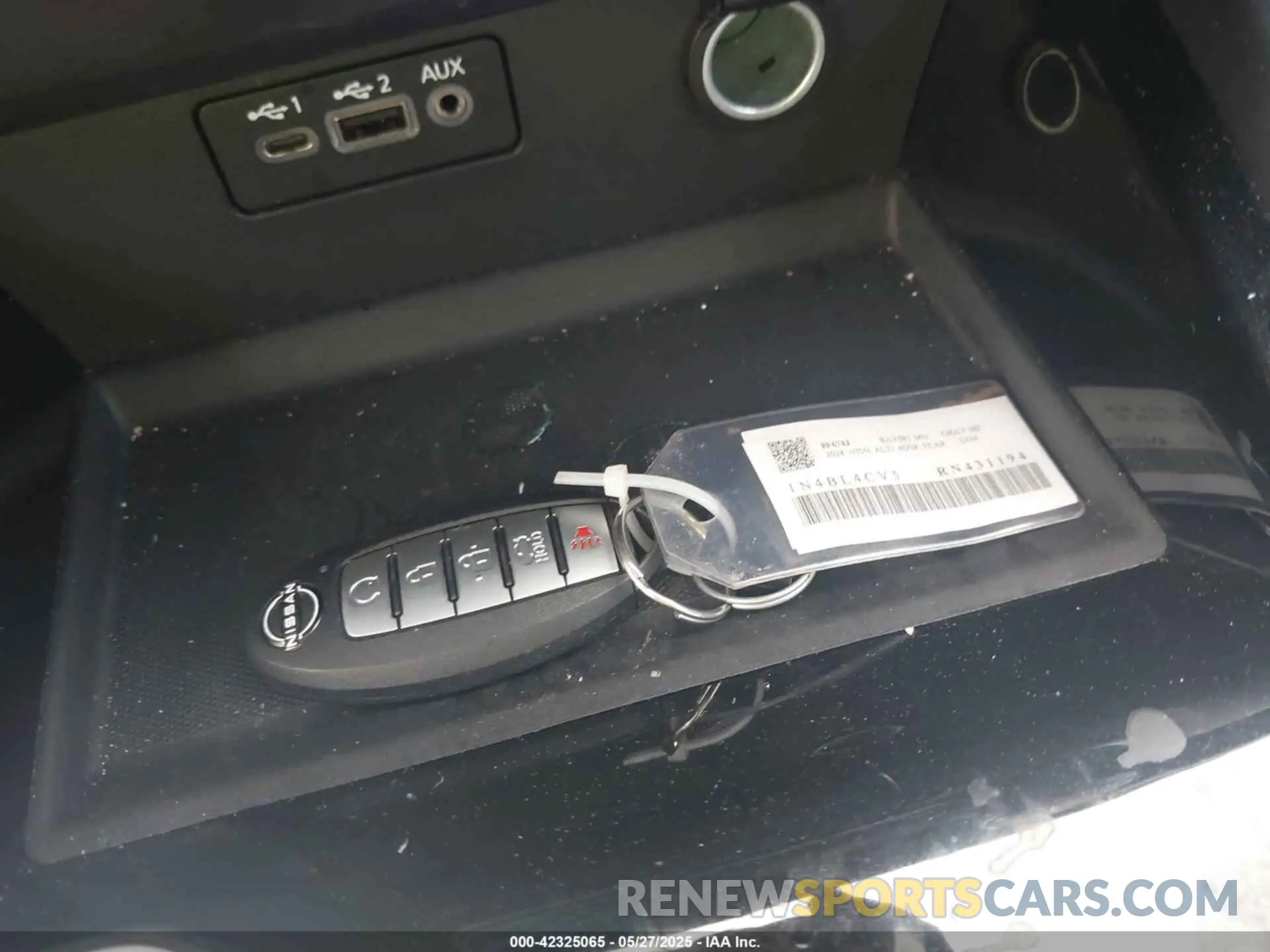 11 fotografías del automóvil dañado 1N4BL4CV5RN431194 NISSAN ALTIMA 2024