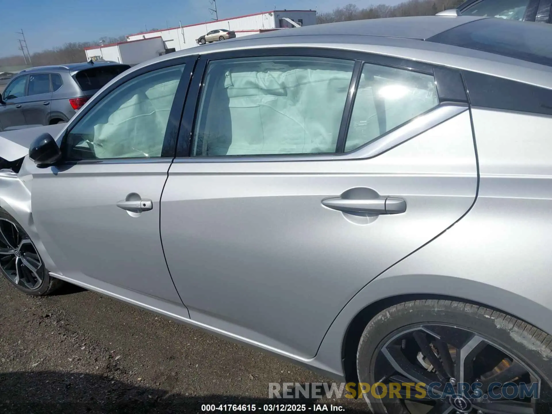 13 fotografías del automóvil dañado 1N4BL4CV6RN370521 NISSAN ALTIMA 2024