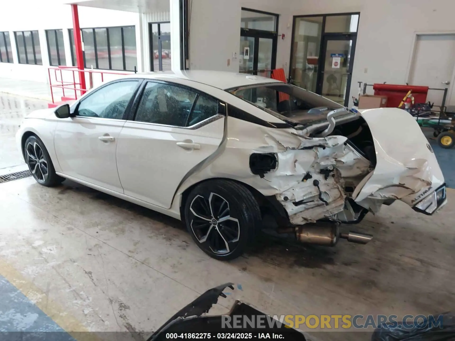 3 fotografías del automóvil dañado 1N4BL4CV6RN371958 NISSAN ALTIMA 2024