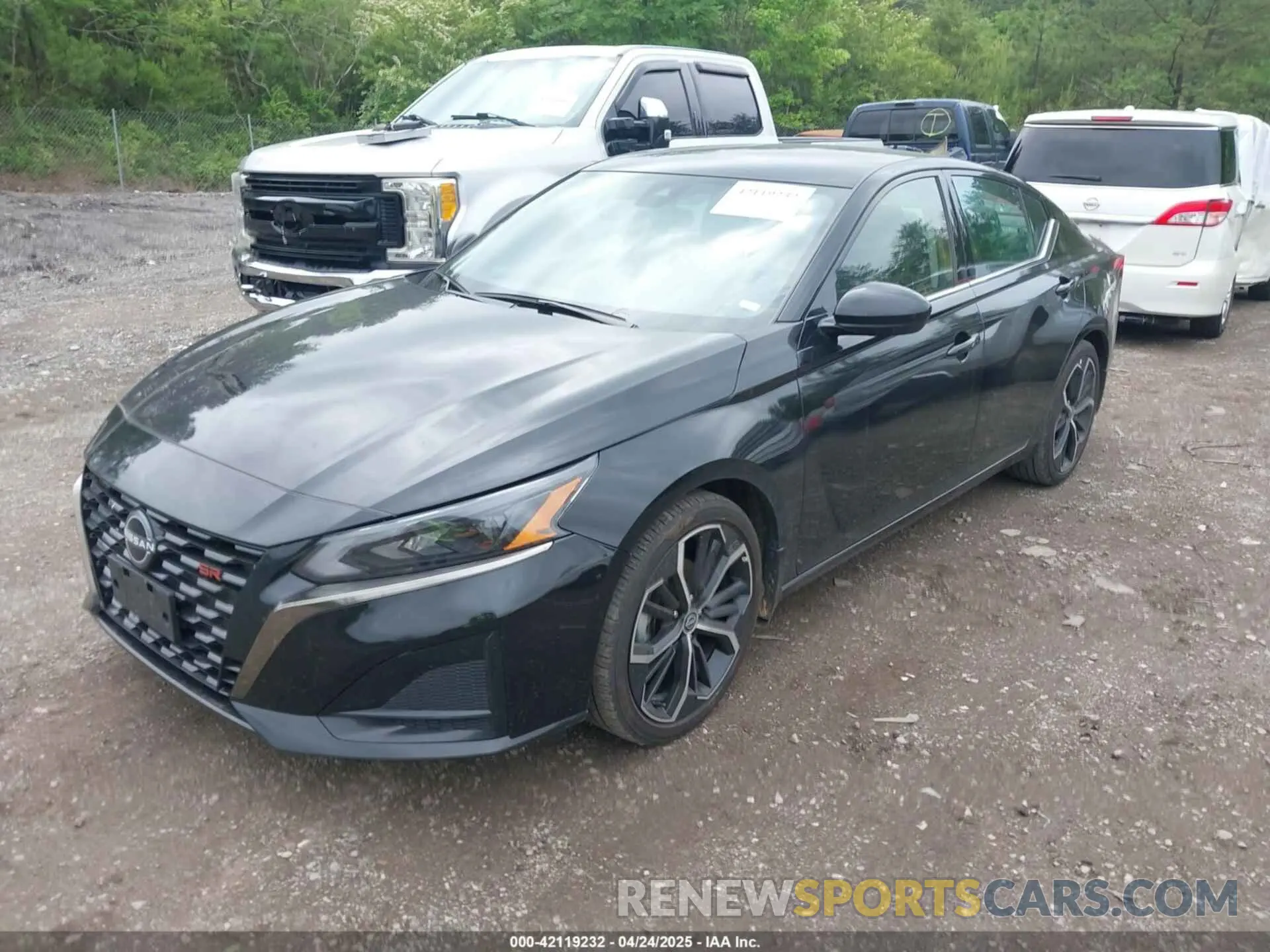 2 fotografías del automóvil dañado 1N4BL4CV6RN387044 NISSAN ALTIMA 2024