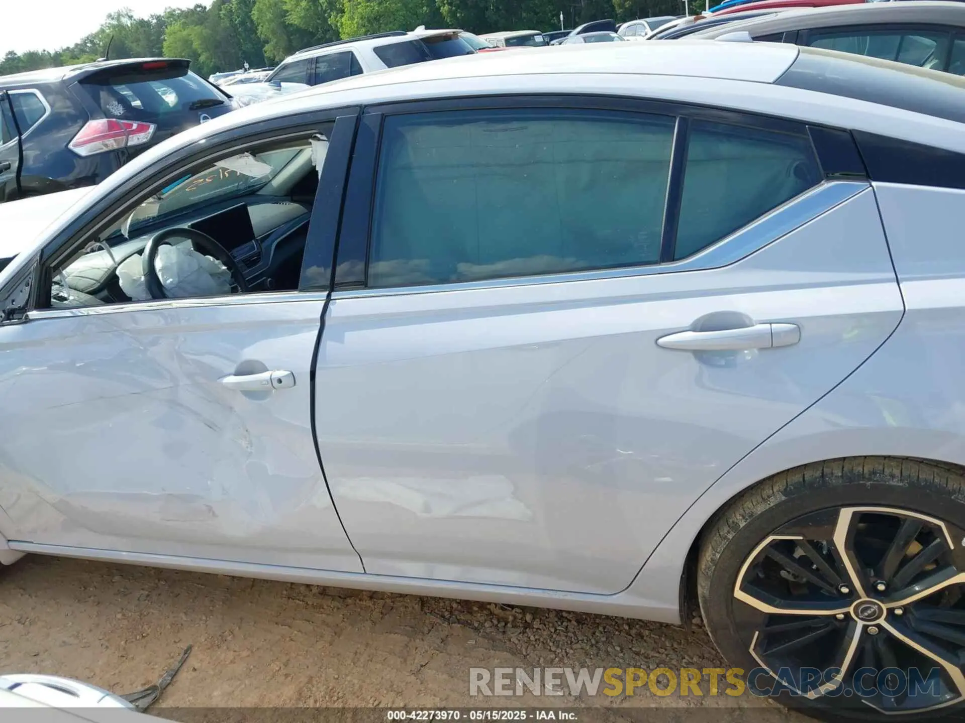 13 fotografías del automóvil dañado 1N4BL4CV7RN340427 NISSAN ALTIMA 2024