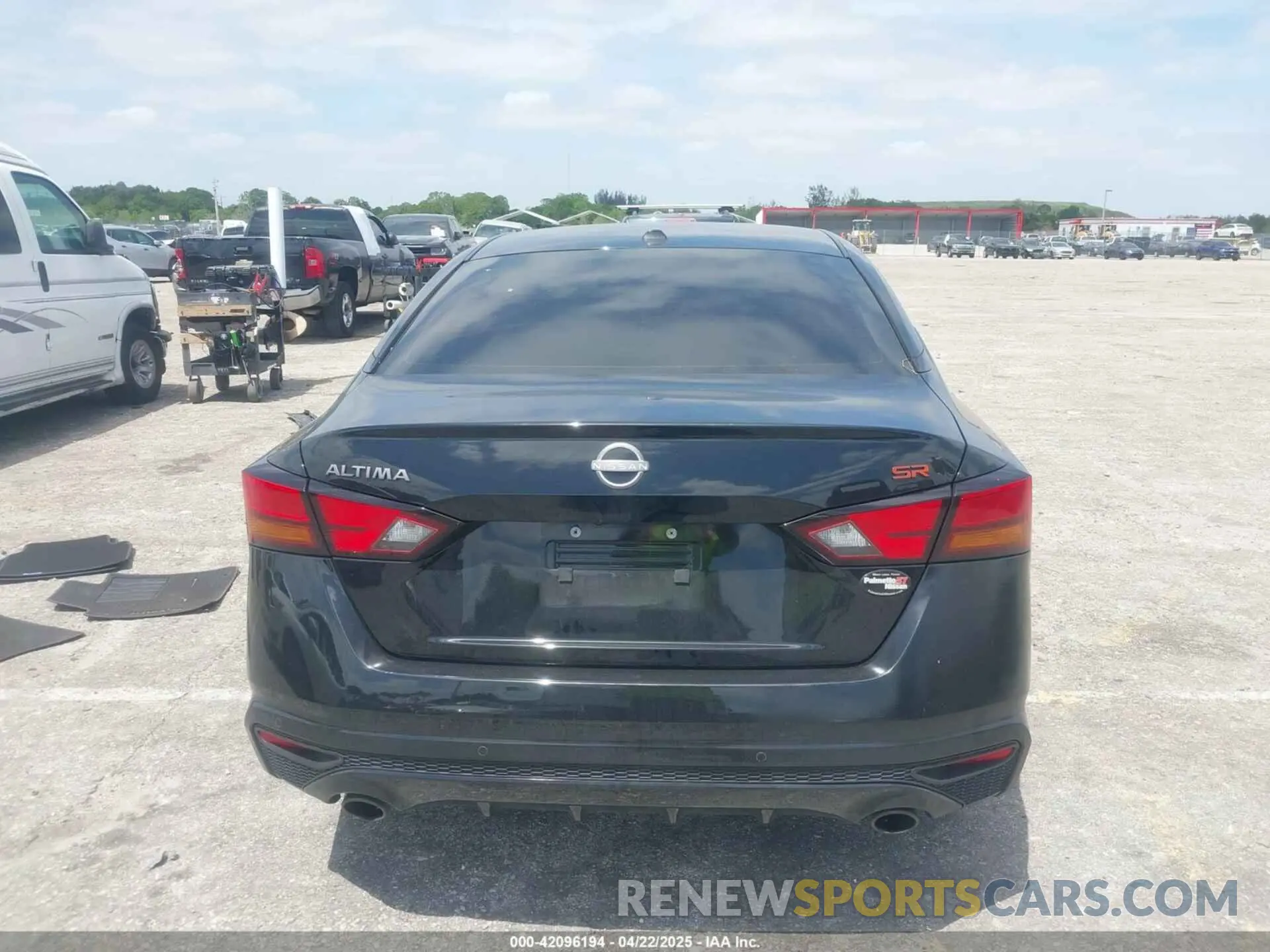 17 fotografías del automóvil dañado 1N4BL4CV8RN312278 NISSAN ALTIMA 2024