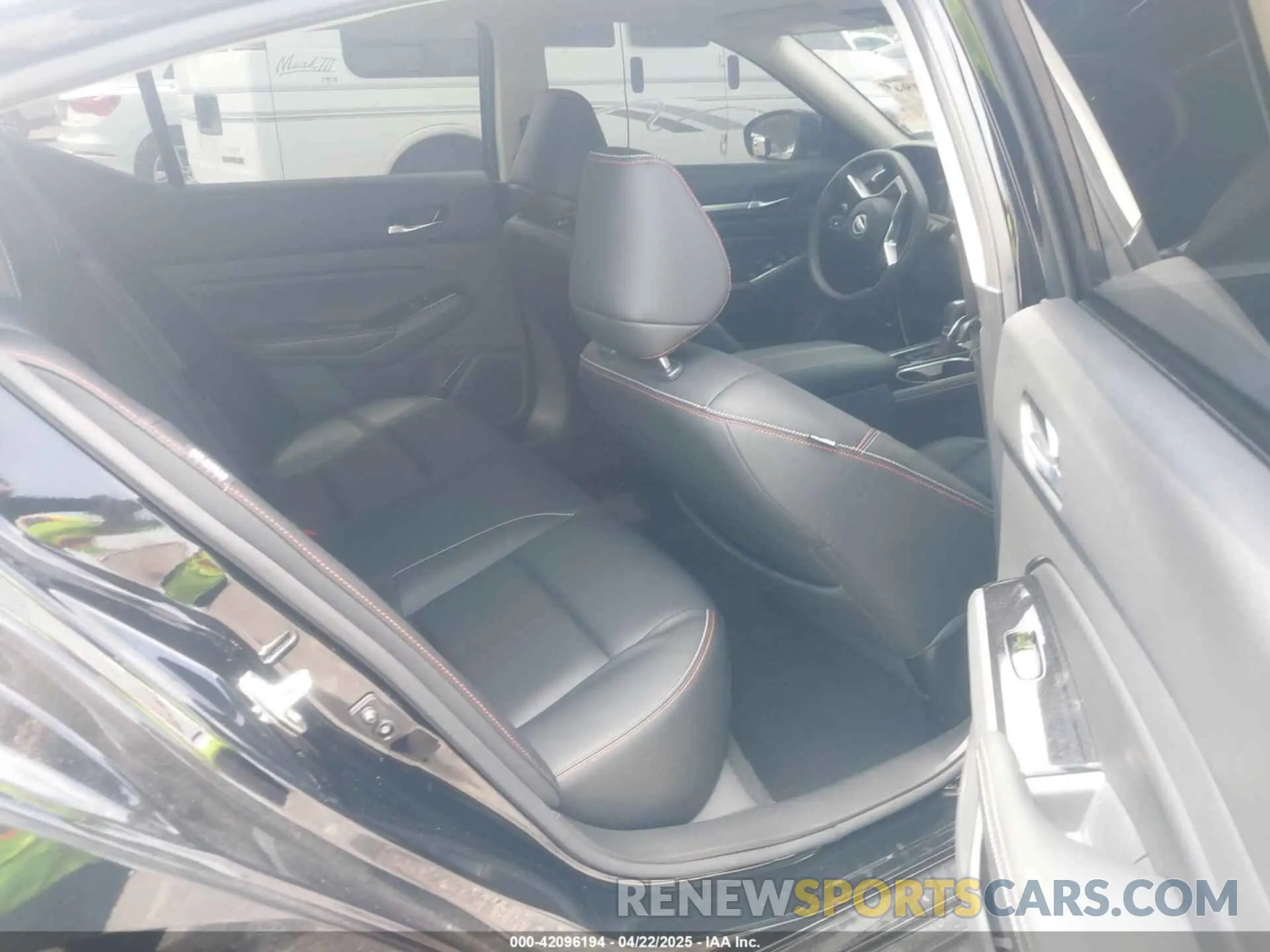 8 fotografías del automóvil dañado 1N4BL4CV8RN312278 NISSAN ALTIMA 2024