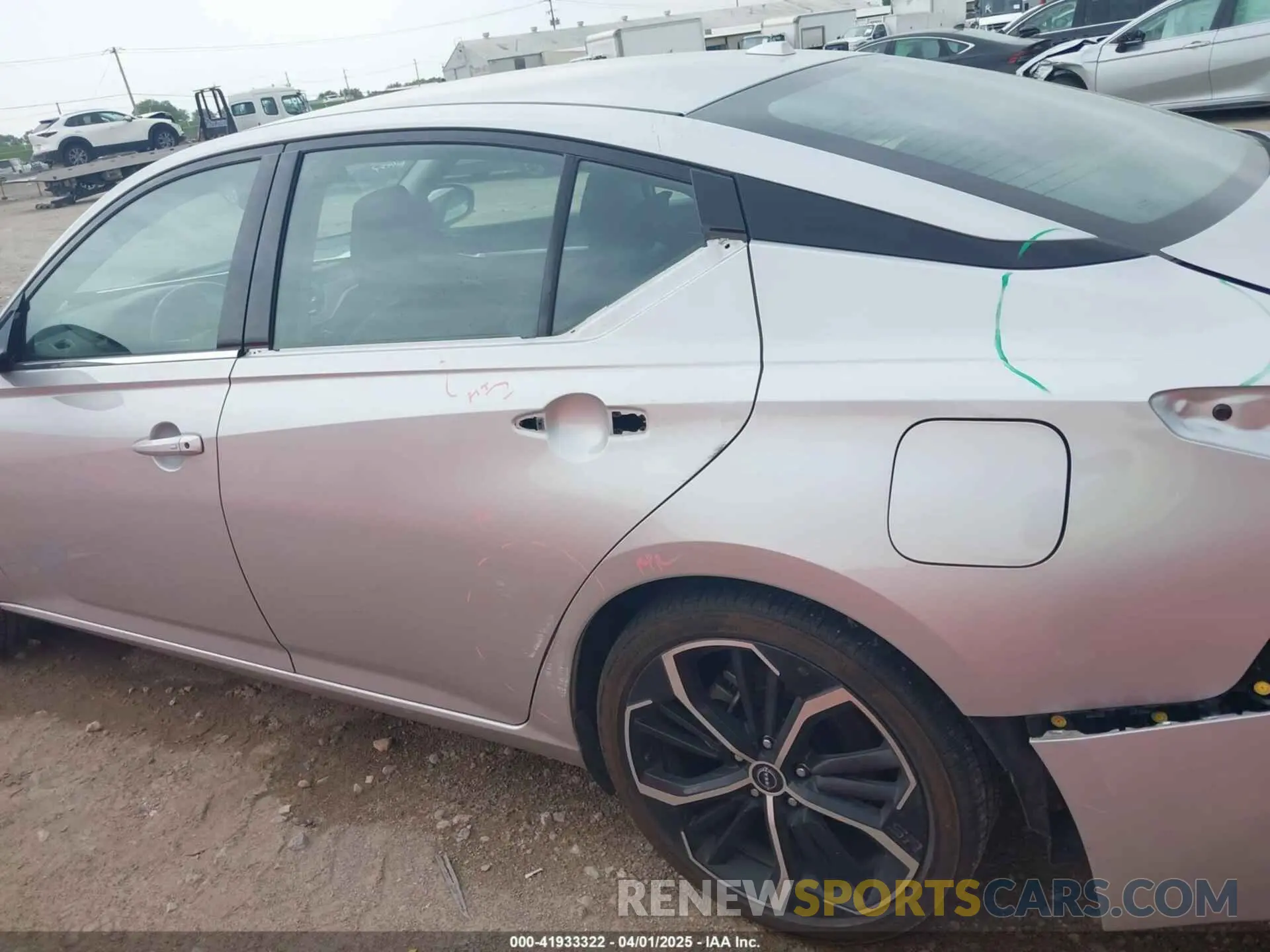 14 fotografías del automóvil dañado 1N4BL4CV8RN389166 NISSAN ALTIMA 2024