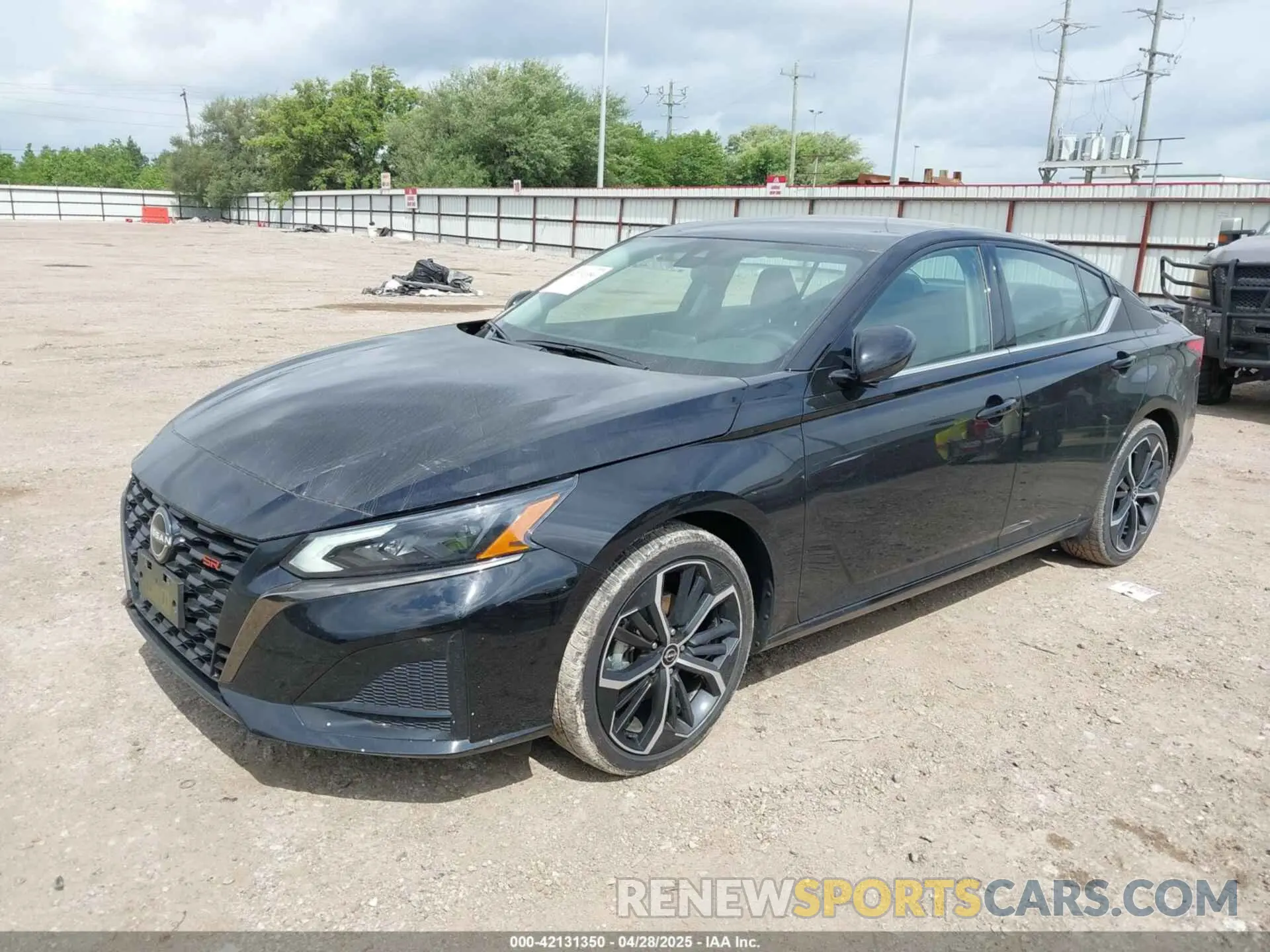 2 fotografías del automóvil dañado 1N4BL4CV9RN373526 NISSAN ALTIMA 2024