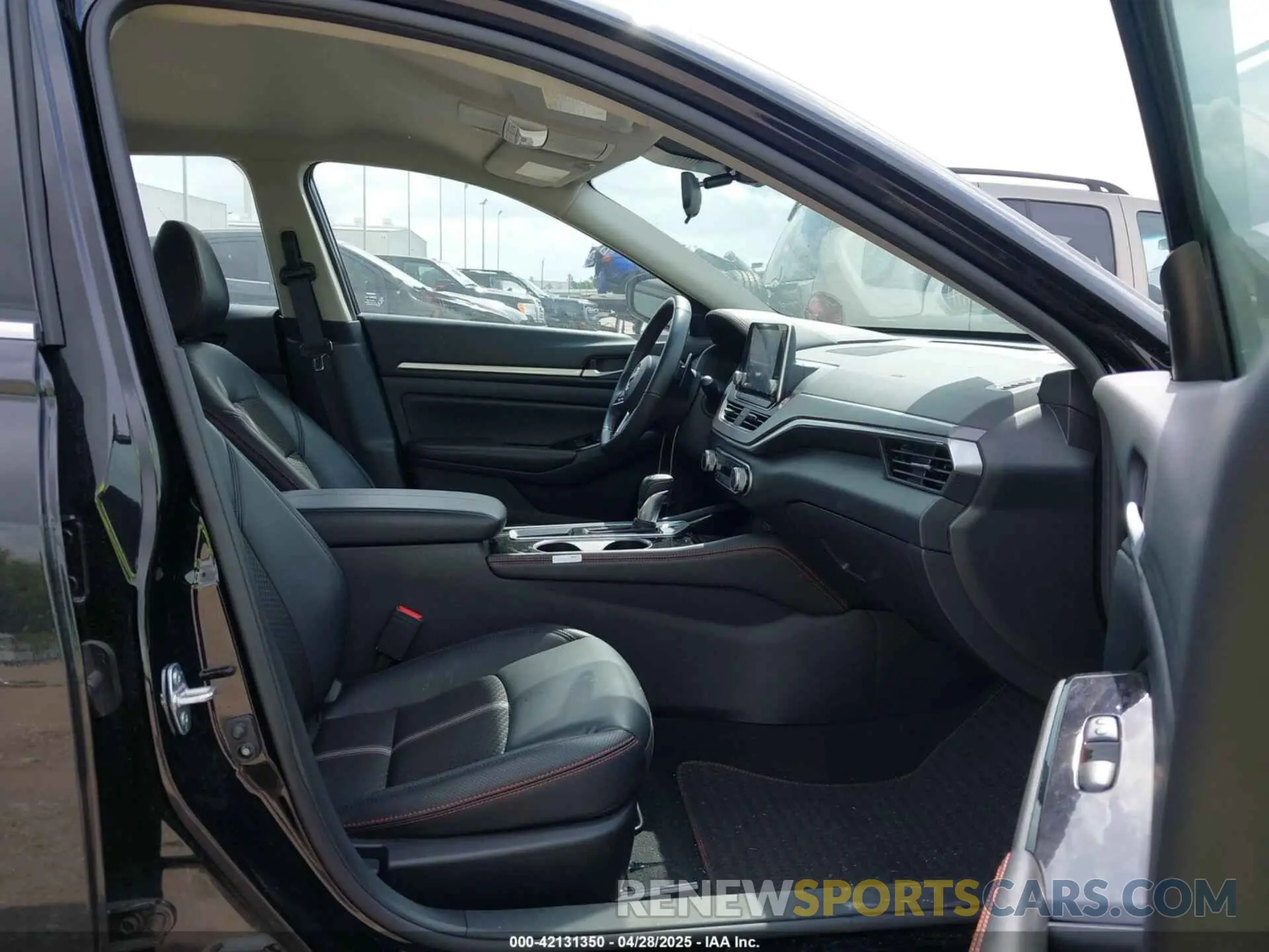 5 fotografías del automóvil dañado 1N4BL4CV9RN373526 NISSAN ALTIMA 2024