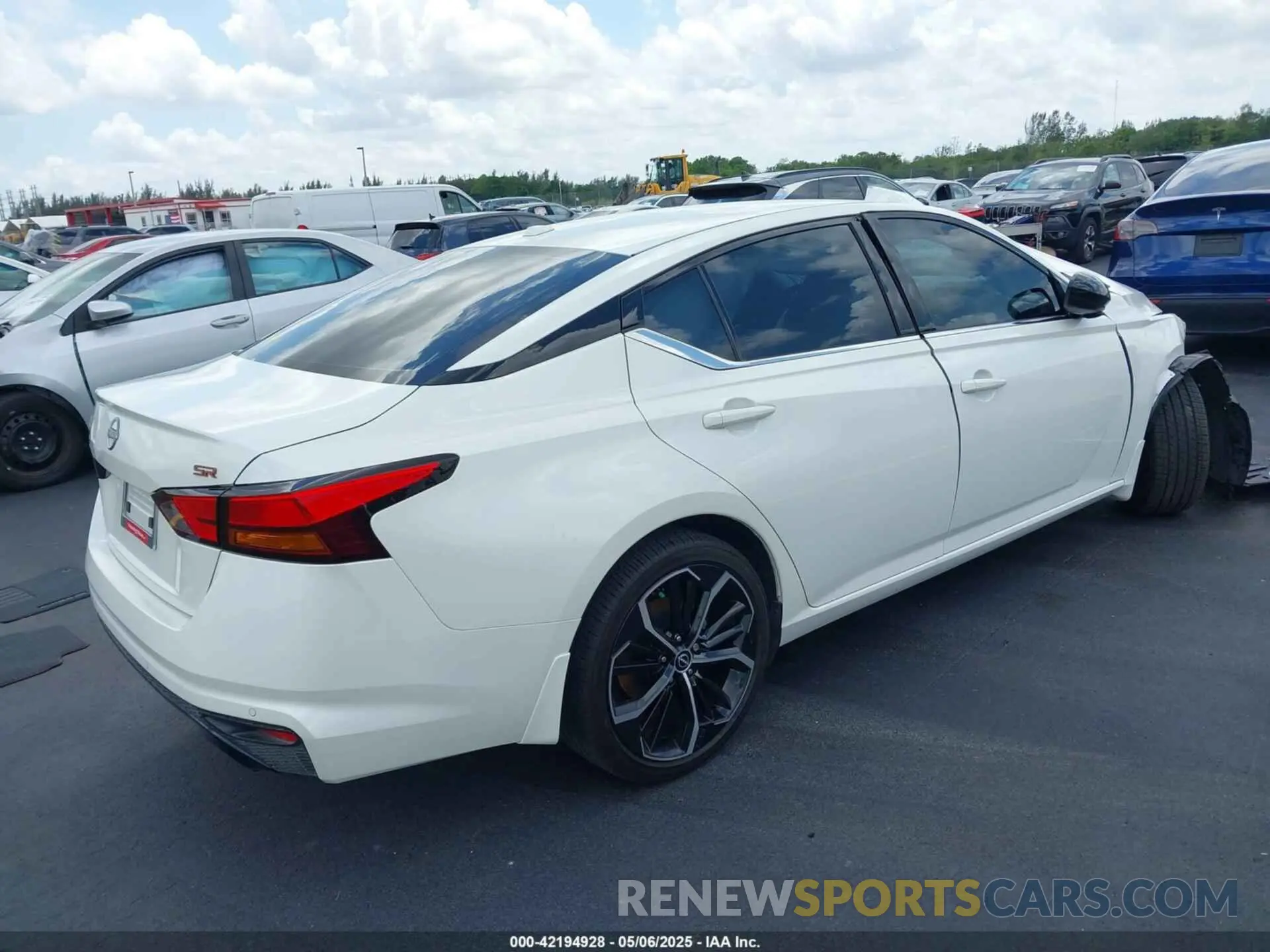 4 fotografías del automóvil dañado 1N4BL4CVXRN427304 NISSAN ALTIMA 2024