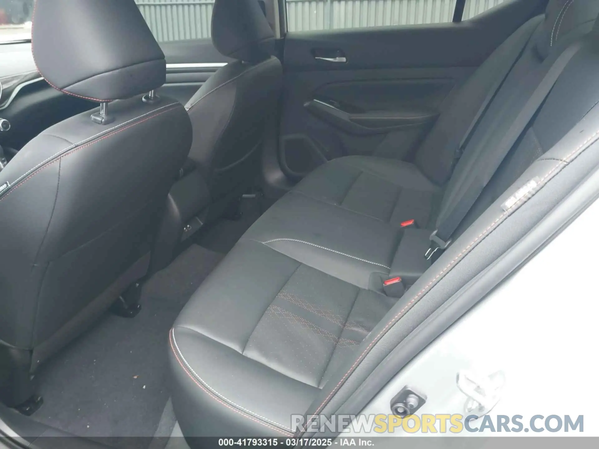 8 fotografías del automóvil dañado 1N4BL4CW4RN403444 NISSAN ALTIMA 2024
