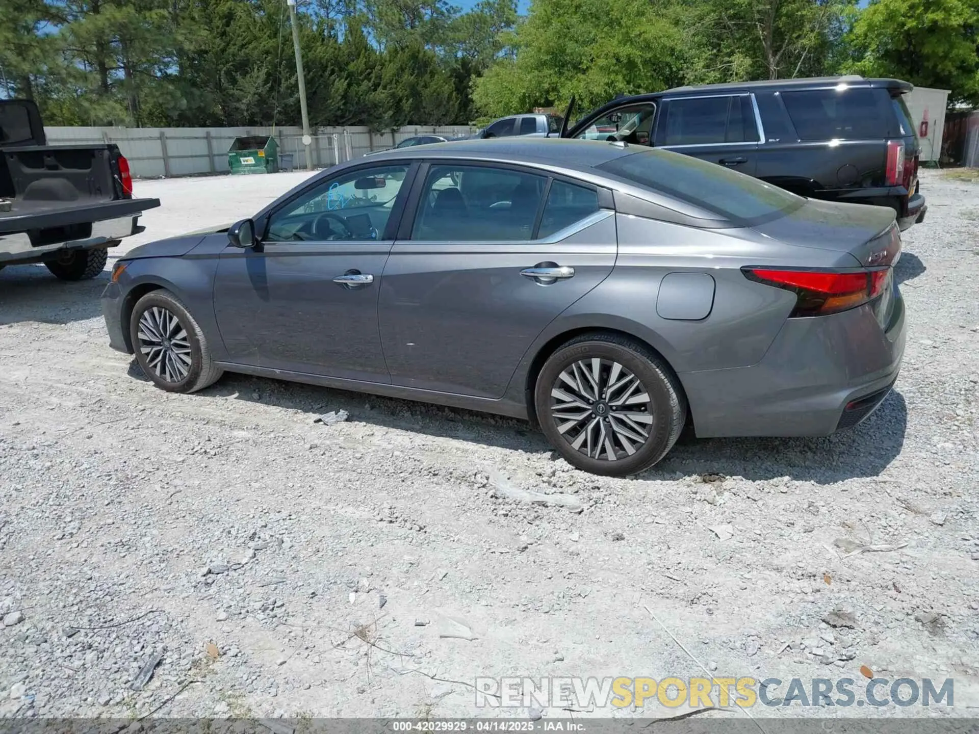 14 fotografías del automóvil dañado 1N4BL4DV0RN385613 NISSAN ALTIMA 2024