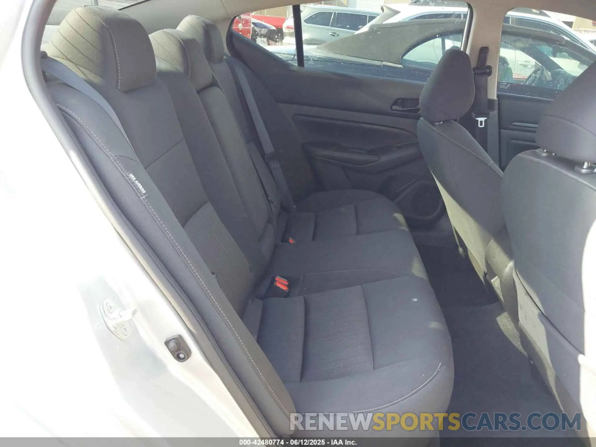 8 fotografías del automóvil dañado 1N4BL4DV1RN360574 NISSAN ALTIMA 2024