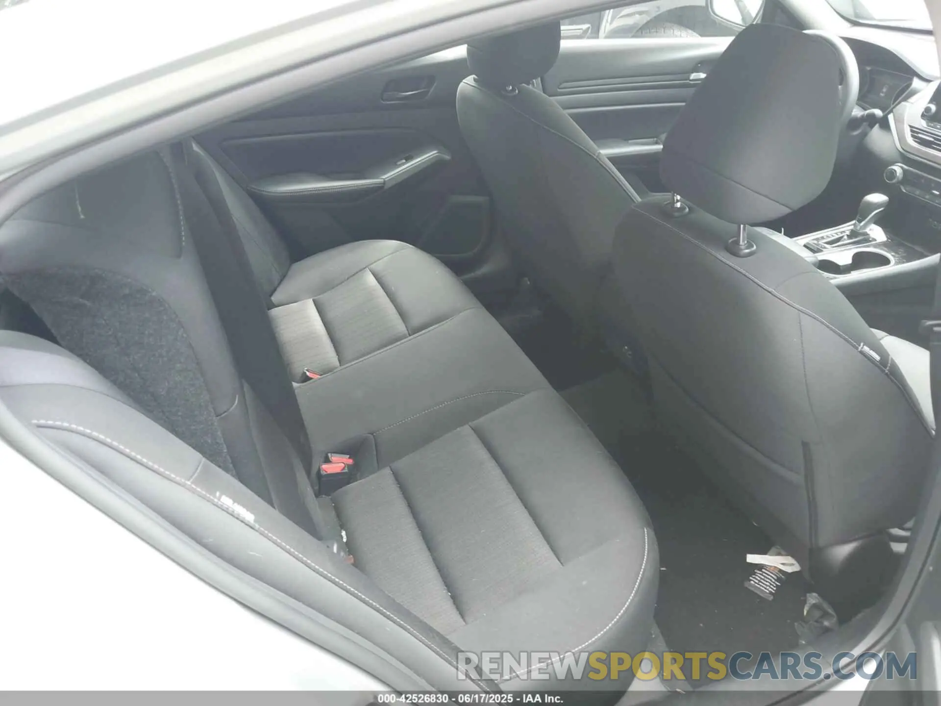 8 fotografías del automóvil dañado 1N4BL4DV2RN375620 NISSAN ALTIMA 2024