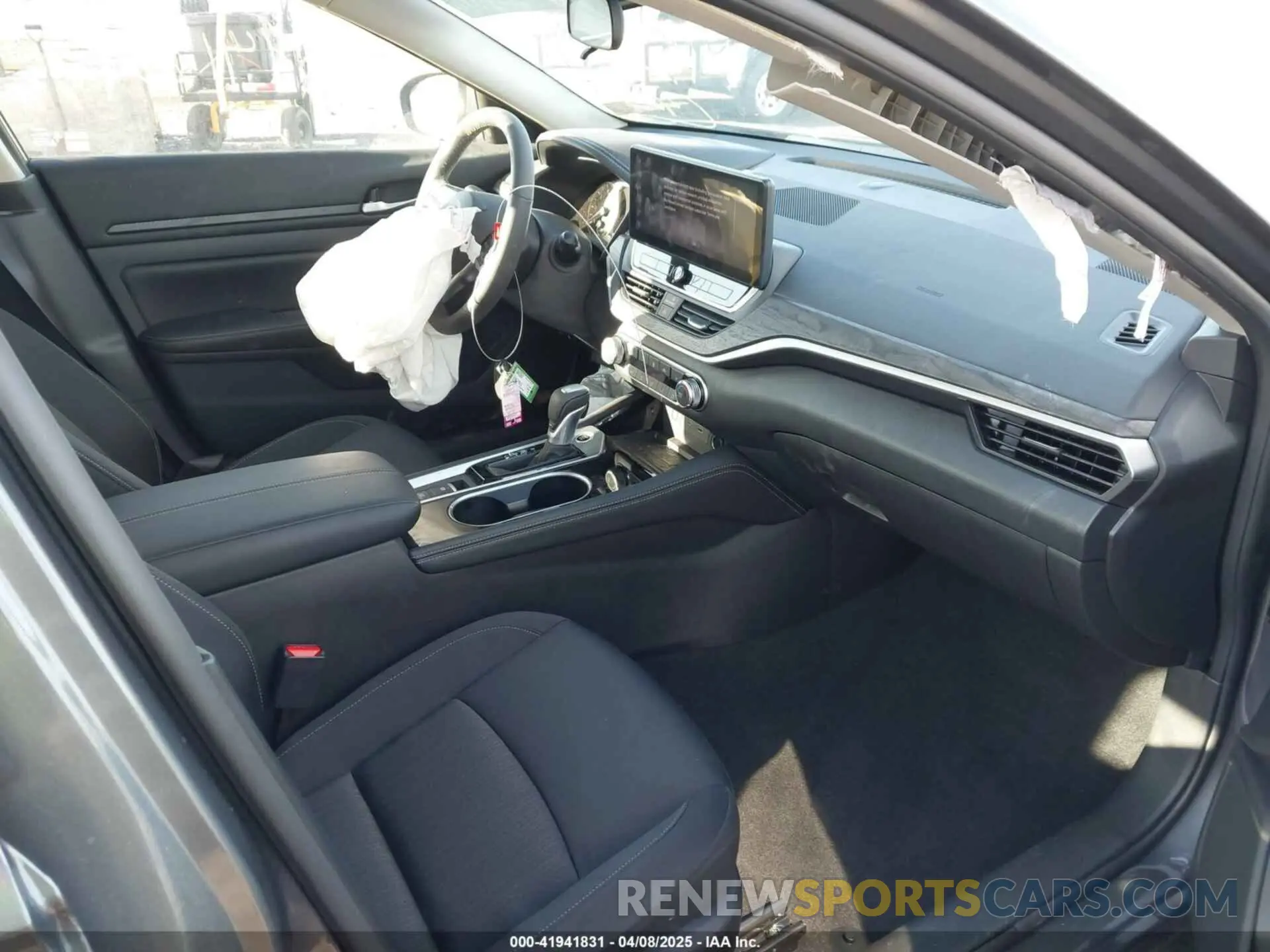 5 fotografías del automóvil dañado 1N4BL4DV2RN425268 NISSAN ALTIMA 2024
