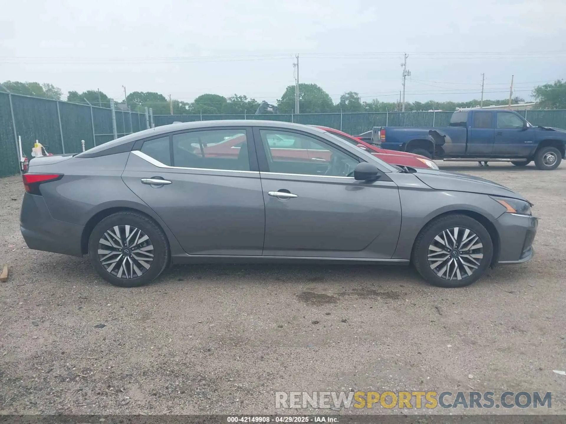 14 fotografías del automóvil dañado 1N4BL4DV3RN370796 NISSAN ALTIMA 2024
