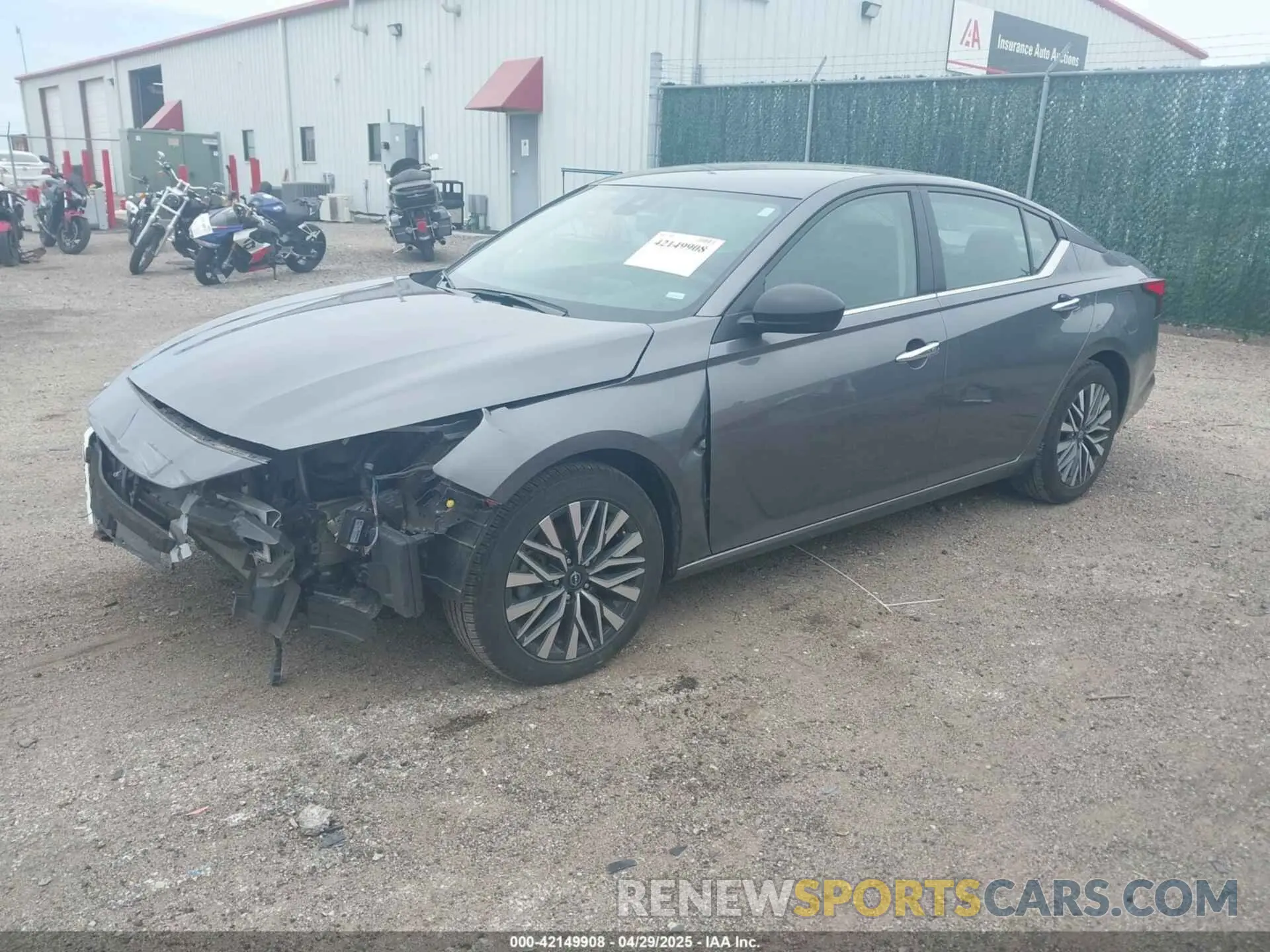 2 fotografías del automóvil dañado 1N4BL4DV3RN370796 NISSAN ALTIMA 2024