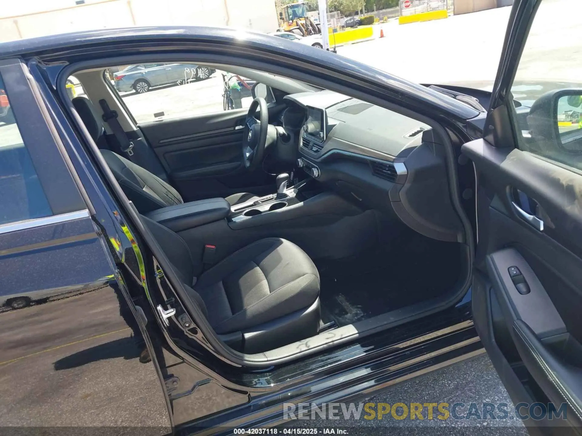 5 fotografías del automóvil dañado 1N4BL4DV4RN306766 NISSAN ALTIMA 2024