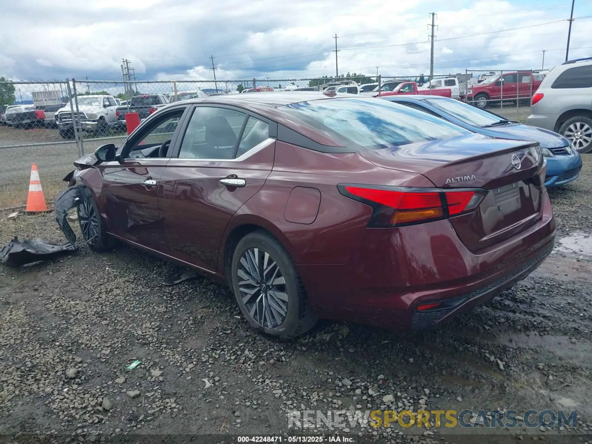 3 fotografías del automóvil dañado 1N4BL4DV4RN321591 NISSAN ALTIMA 2024