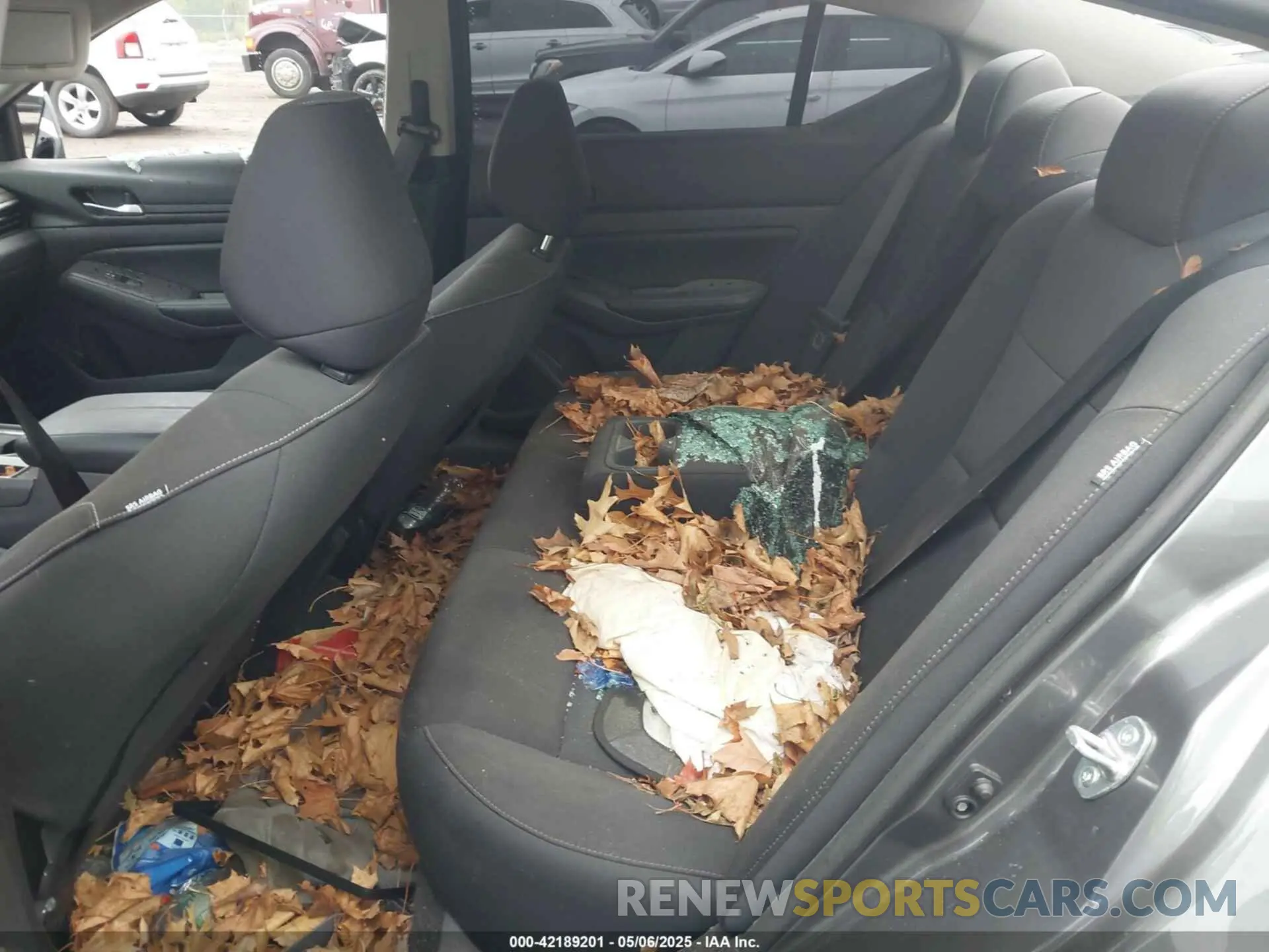 8 fotografías del automóvil dañado 1N4BL4DV4RN323079 NISSAN ALTIMA 2024
