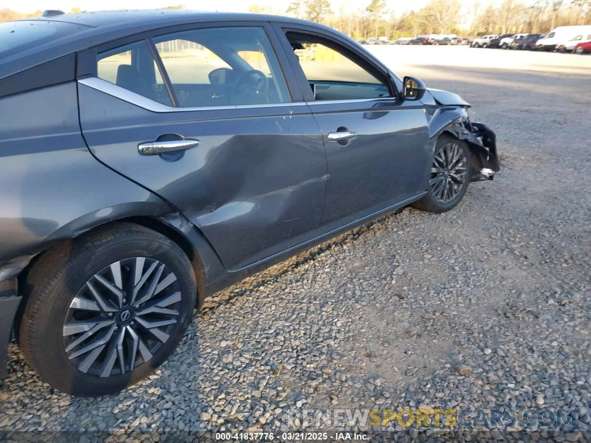 19 fotografías del automóvil dañado 1N4BL4DV4RN356549 NISSAN ALTIMA 2024