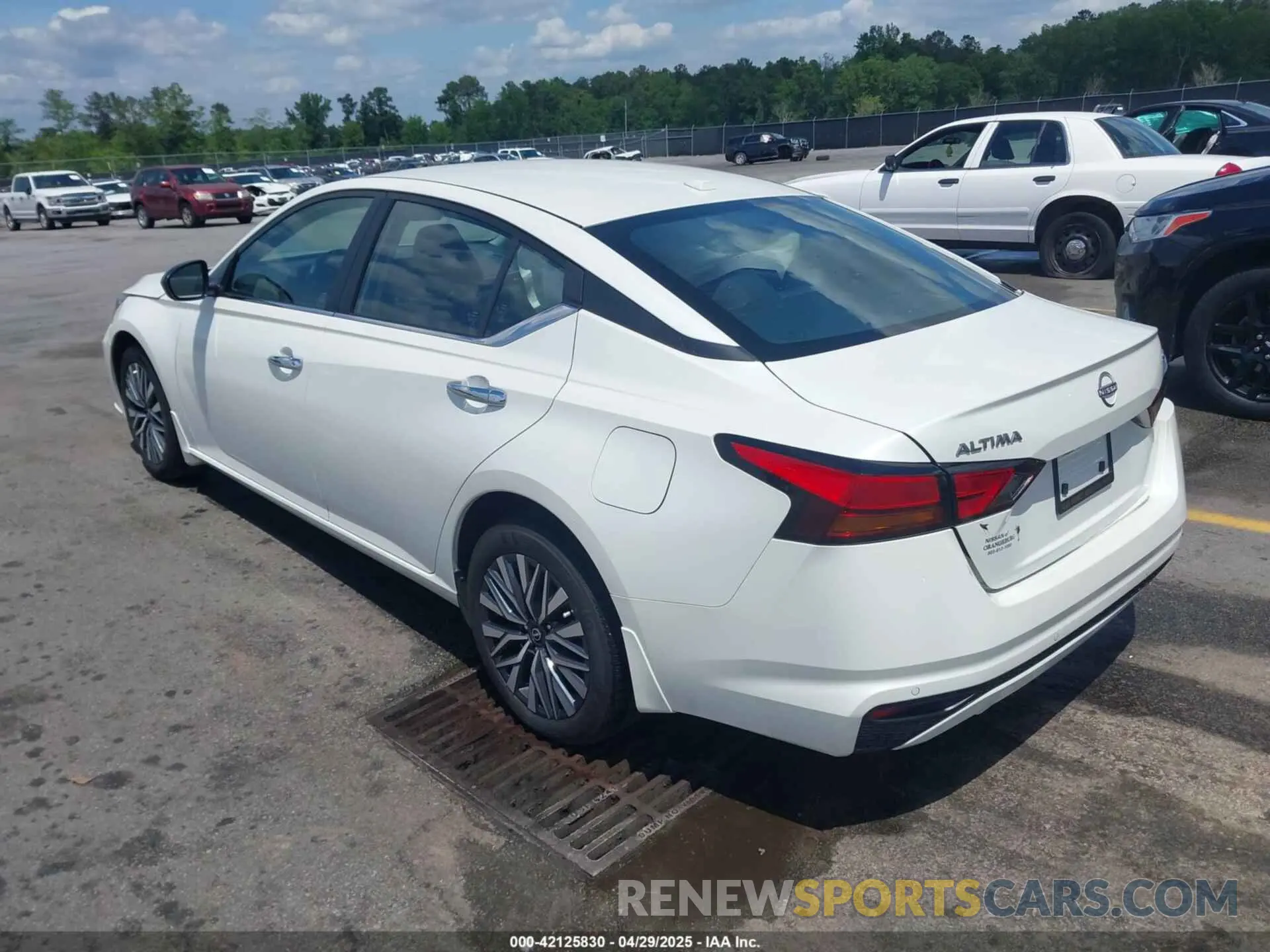 3 fotografías del automóvil dañado 1N4BL4DV4RN405944 NISSAN ALTIMA 2024