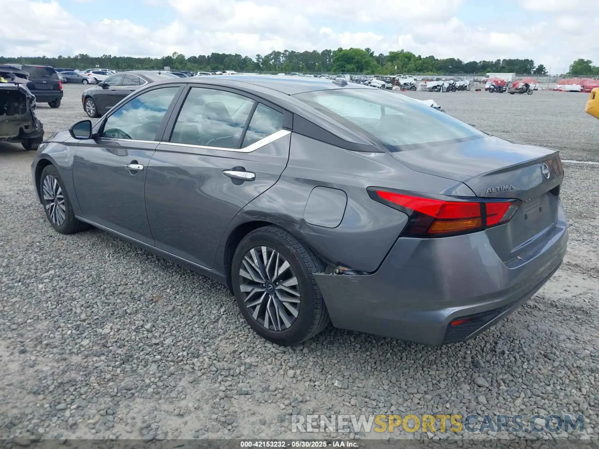 3 fotografías del automóvil dañado 1N4BL4DV5RN370783 NISSAN ALTIMA 2024