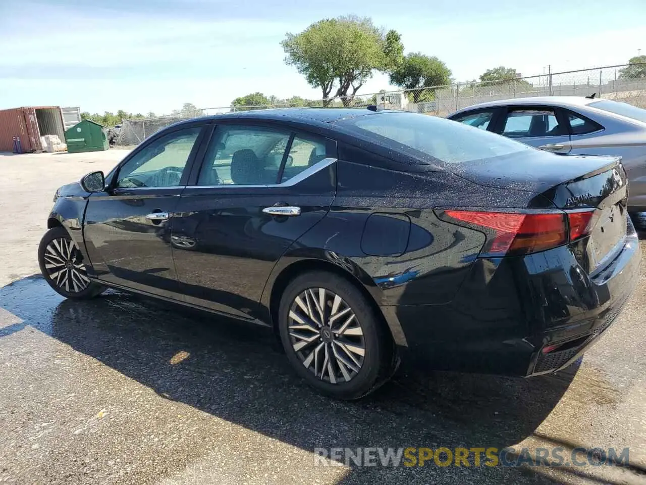 2 fotografías del automóvil dañado 1N4BL4DV5RN374929 NISSAN ALTIMA 2024