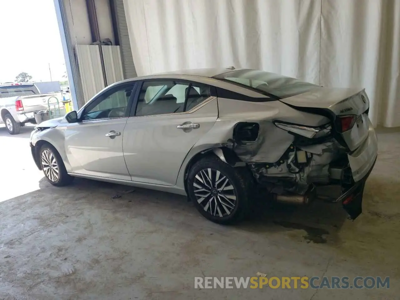 2 fotografías del automóvil dañado 1N4BL4DV5RN378186 NISSAN ALTIMA 2024