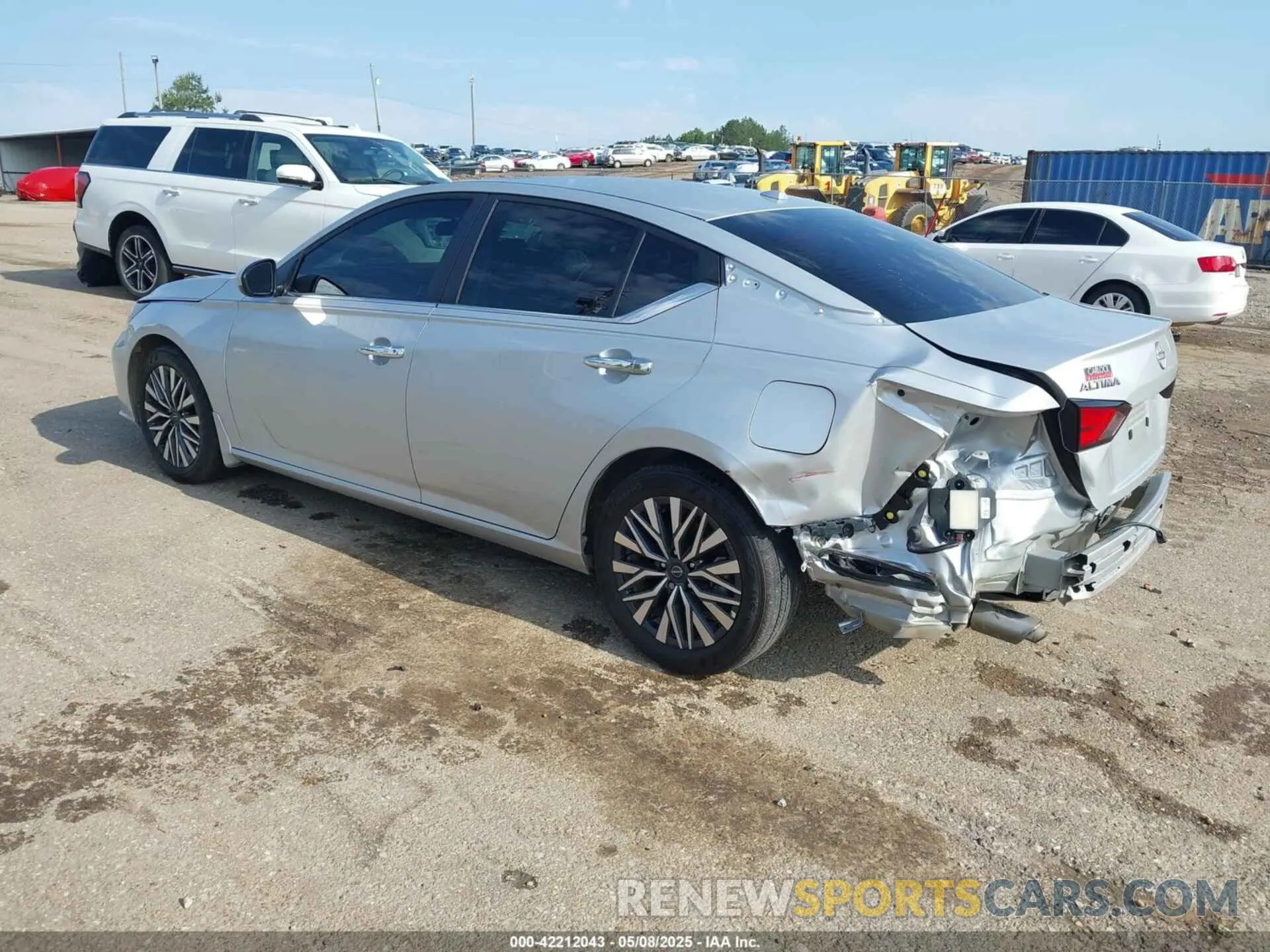 3 fotografías del automóvil dañado 1N4BL4DV5RN410084 NISSAN ALTIMA 2024