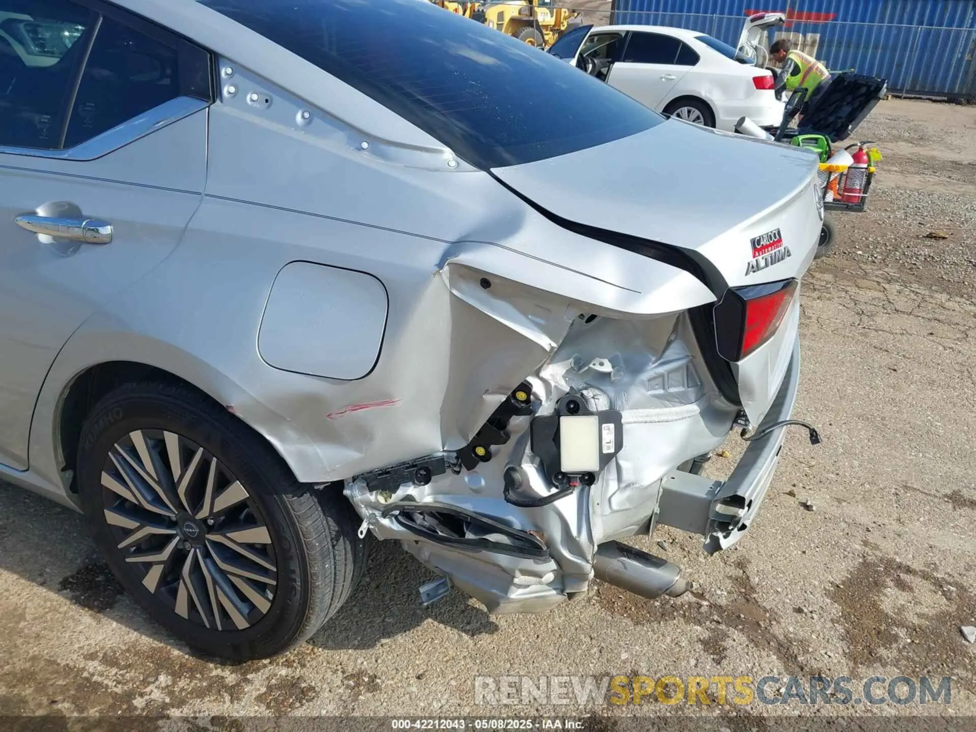 6 fotografías del automóvil dañado 1N4BL4DV5RN410084 NISSAN ALTIMA 2024