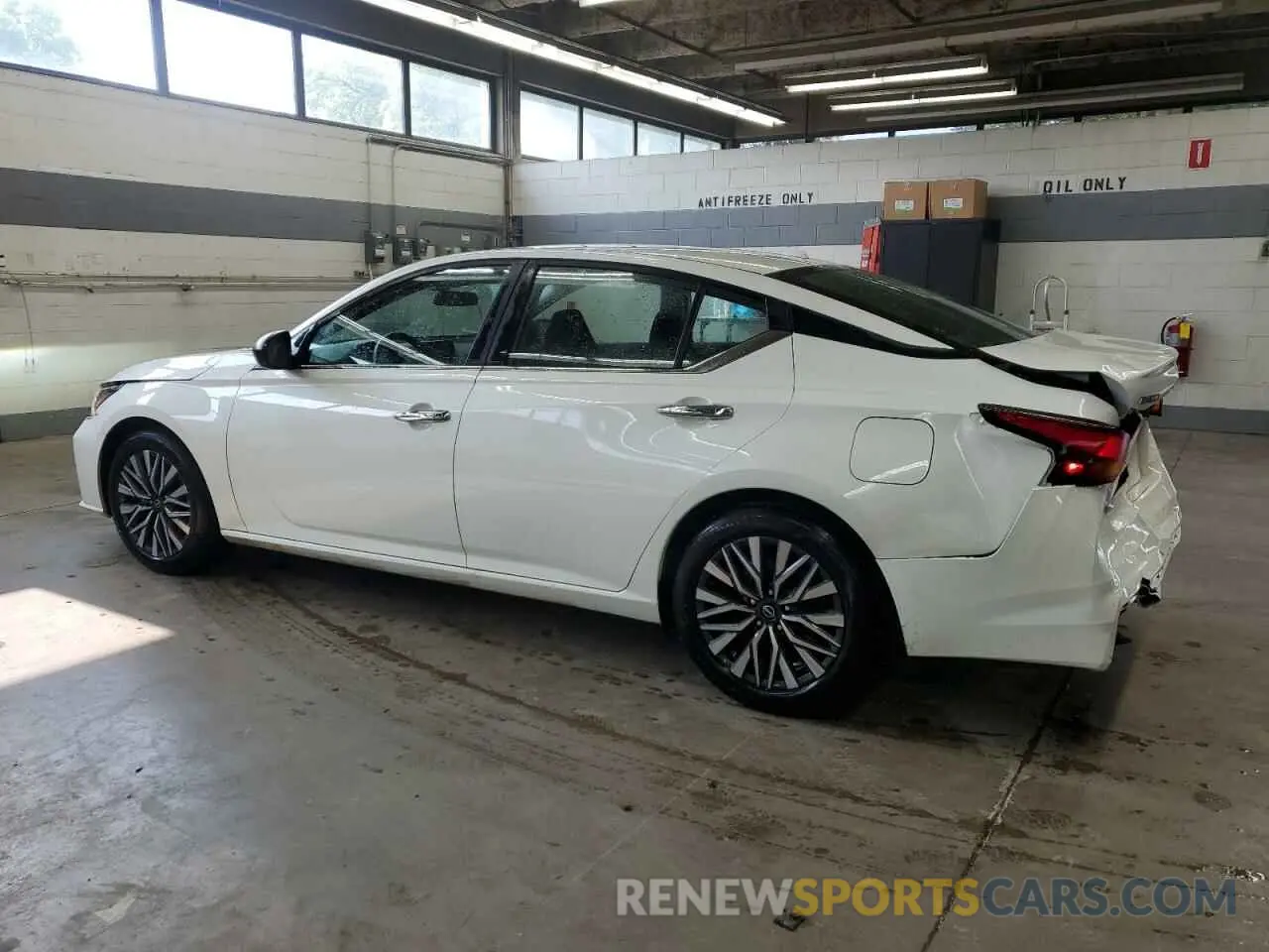 2 fotografías del automóvil dañado 1N4BL4DV5RN434028 NISSAN ALTIMA 2024