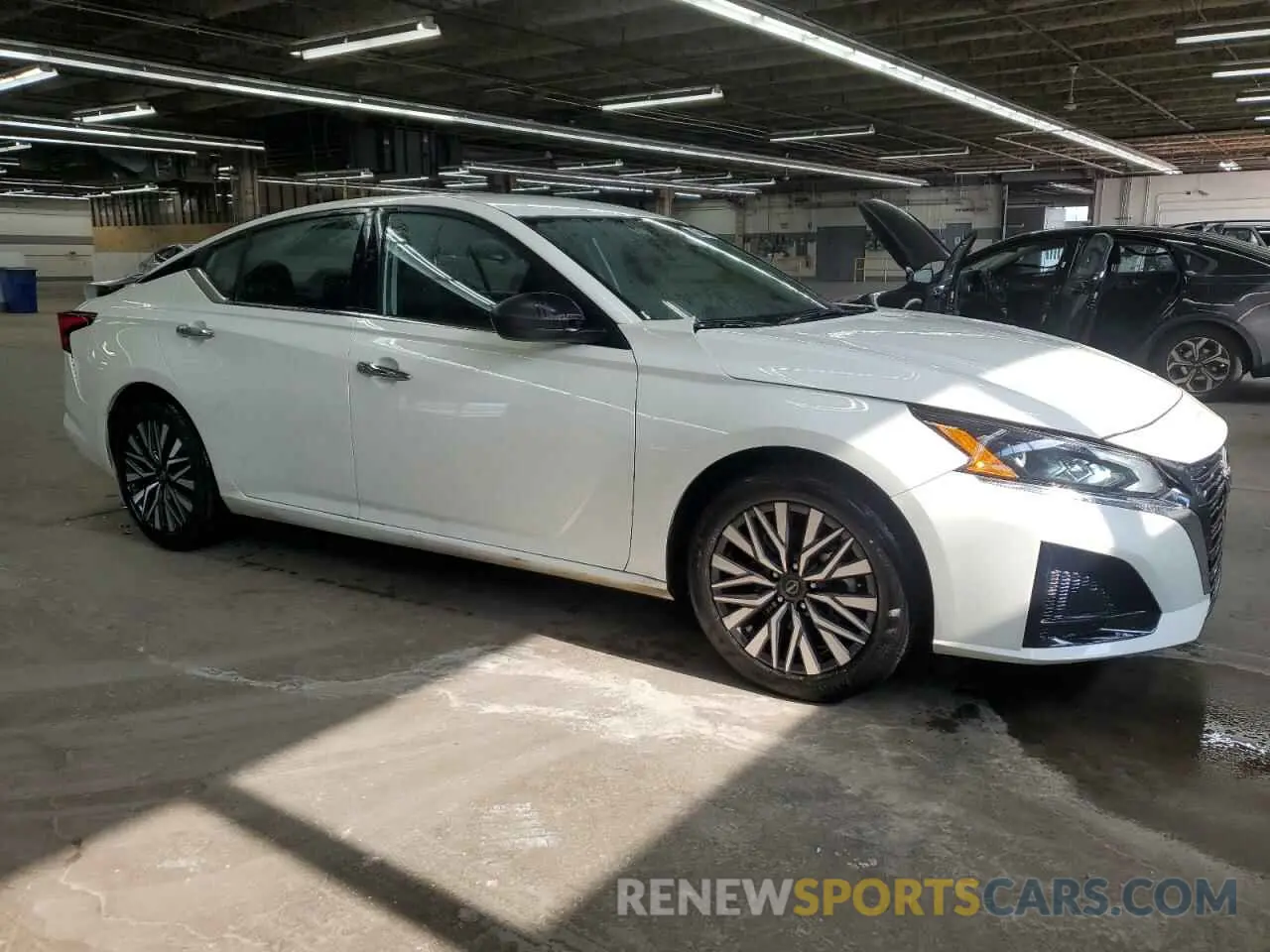 4 fotografías del automóvil dañado 1N4BL4DV5RN434028 NISSAN ALTIMA 2024