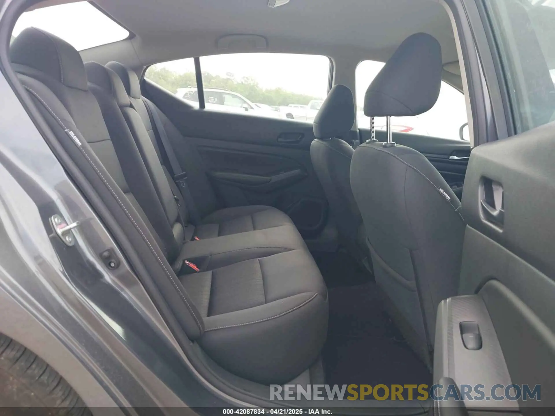 8 fotografías del automóvil dañado 1N4BL4DV6RN320619 NISSAN ALTIMA 2024