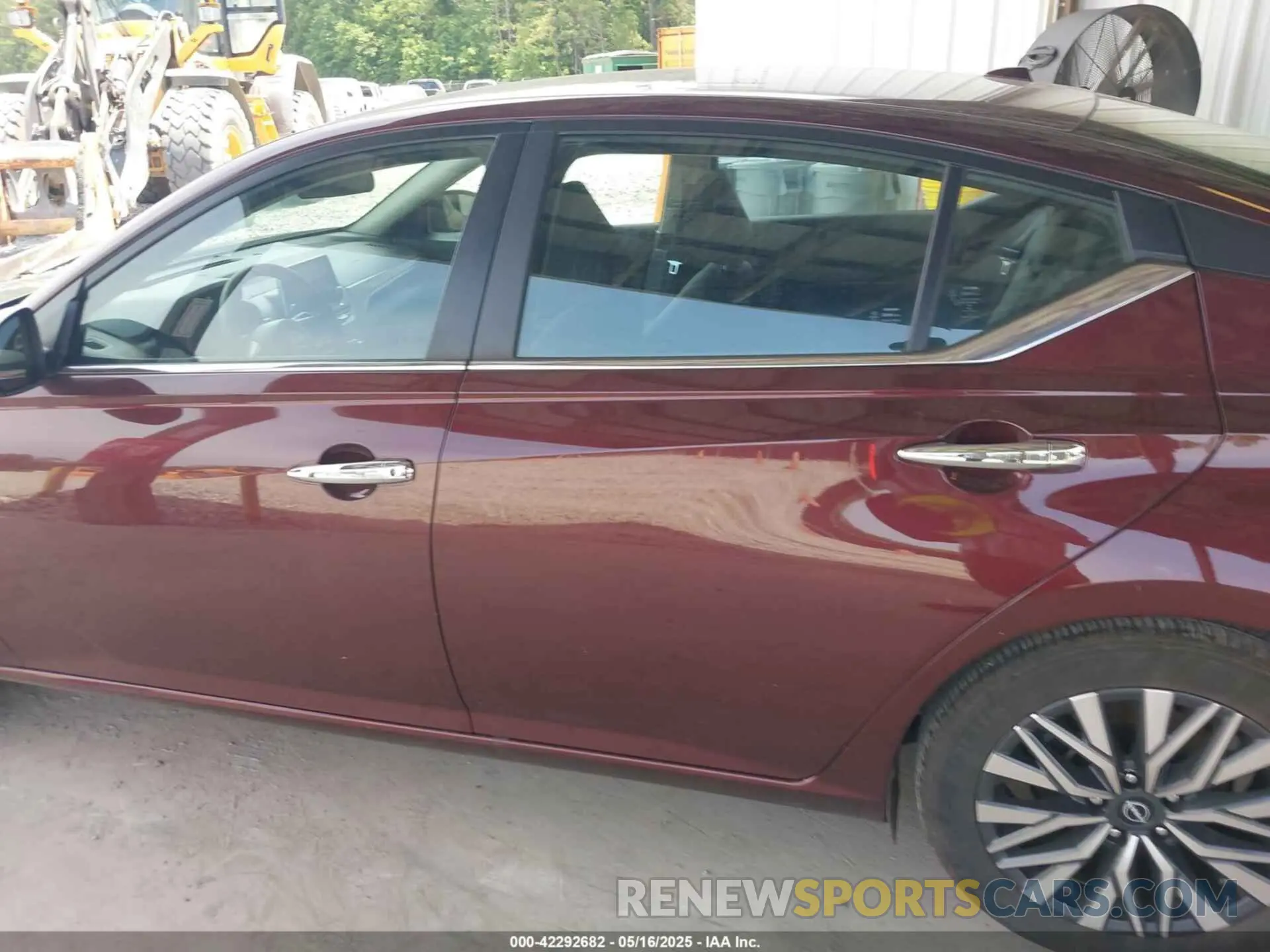 14 fotografías del automóvil dañado 1N4BL4DV6RN336674 NISSAN ALTIMA 2024