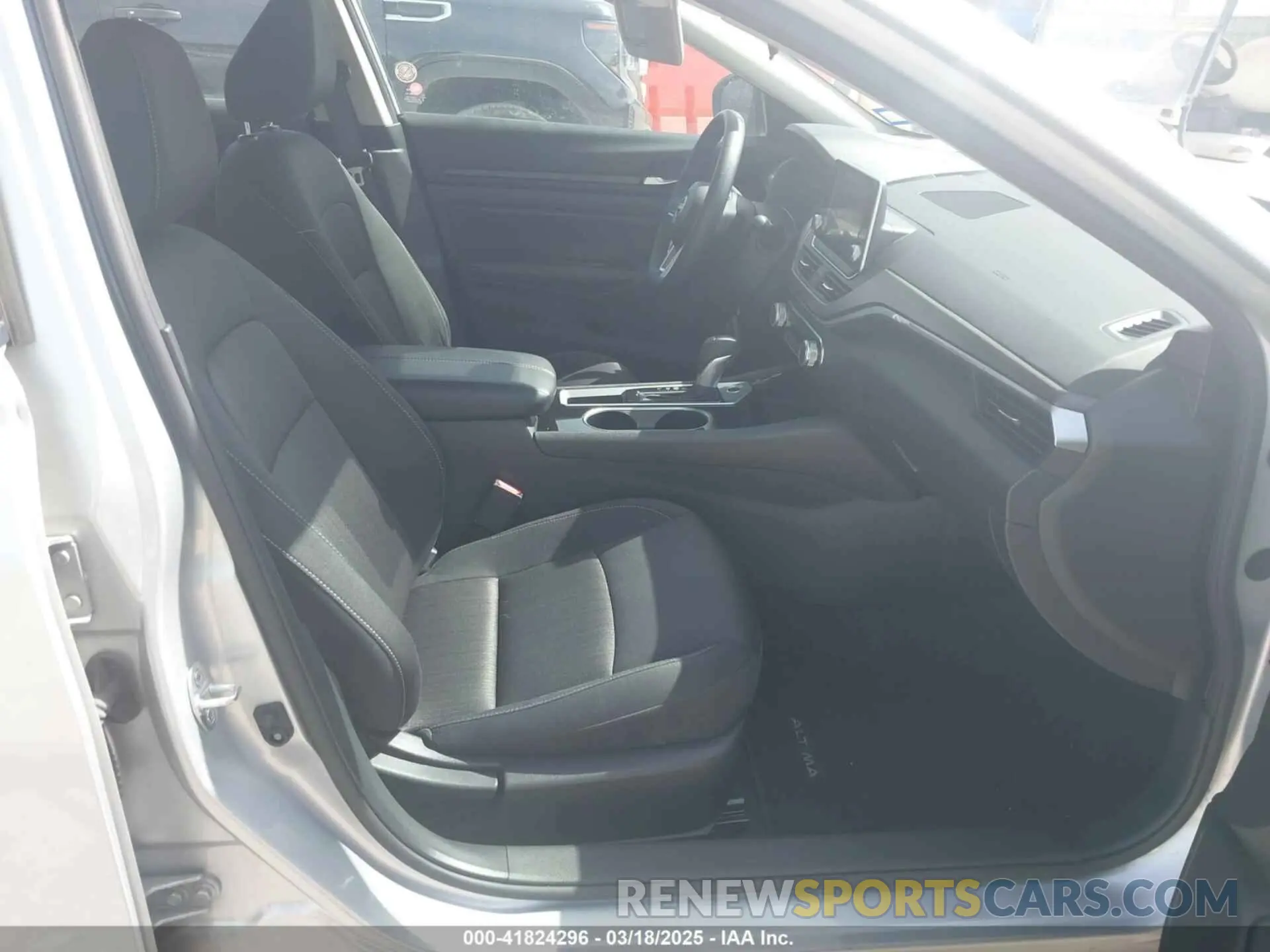 5 fotografías del automóvil dañado 1N4BL4DV6RN379234 NISSAN ALTIMA 2024