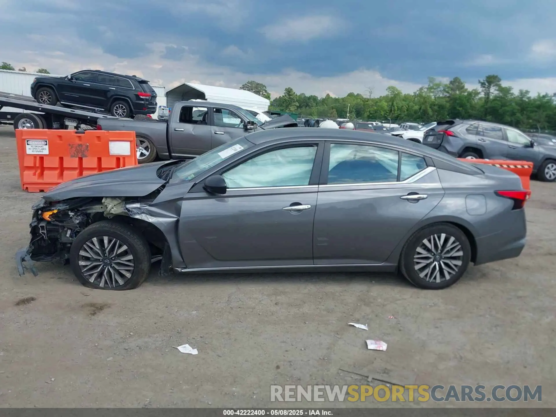 13 fotografías del automóvil dañado 1N4BL4DV7RN317423 NISSAN ALTIMA 2024