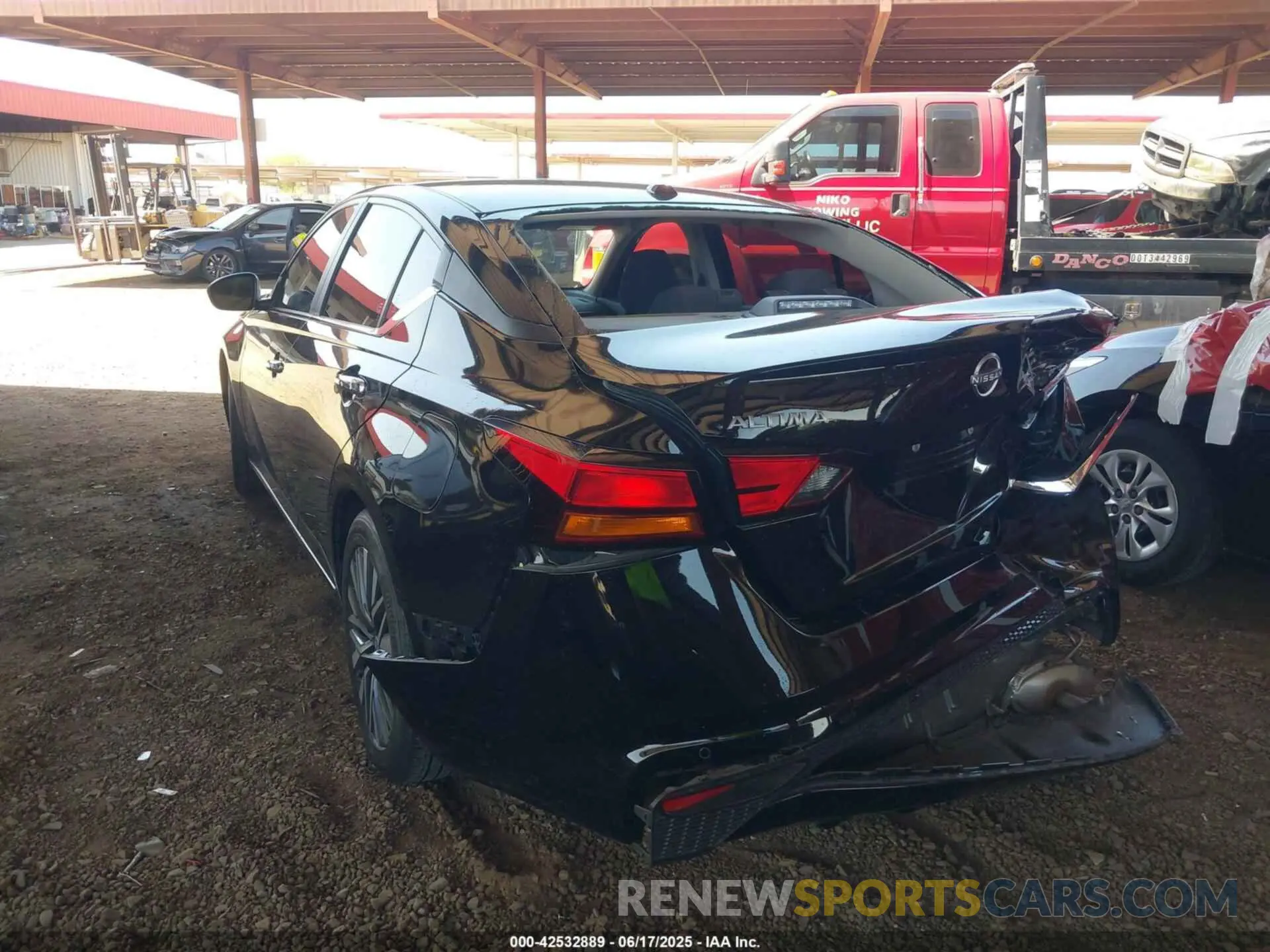 3 fotografías del automóvil dañado 1N4BL4DV7RN326445 NISSAN ALTIMA 2024