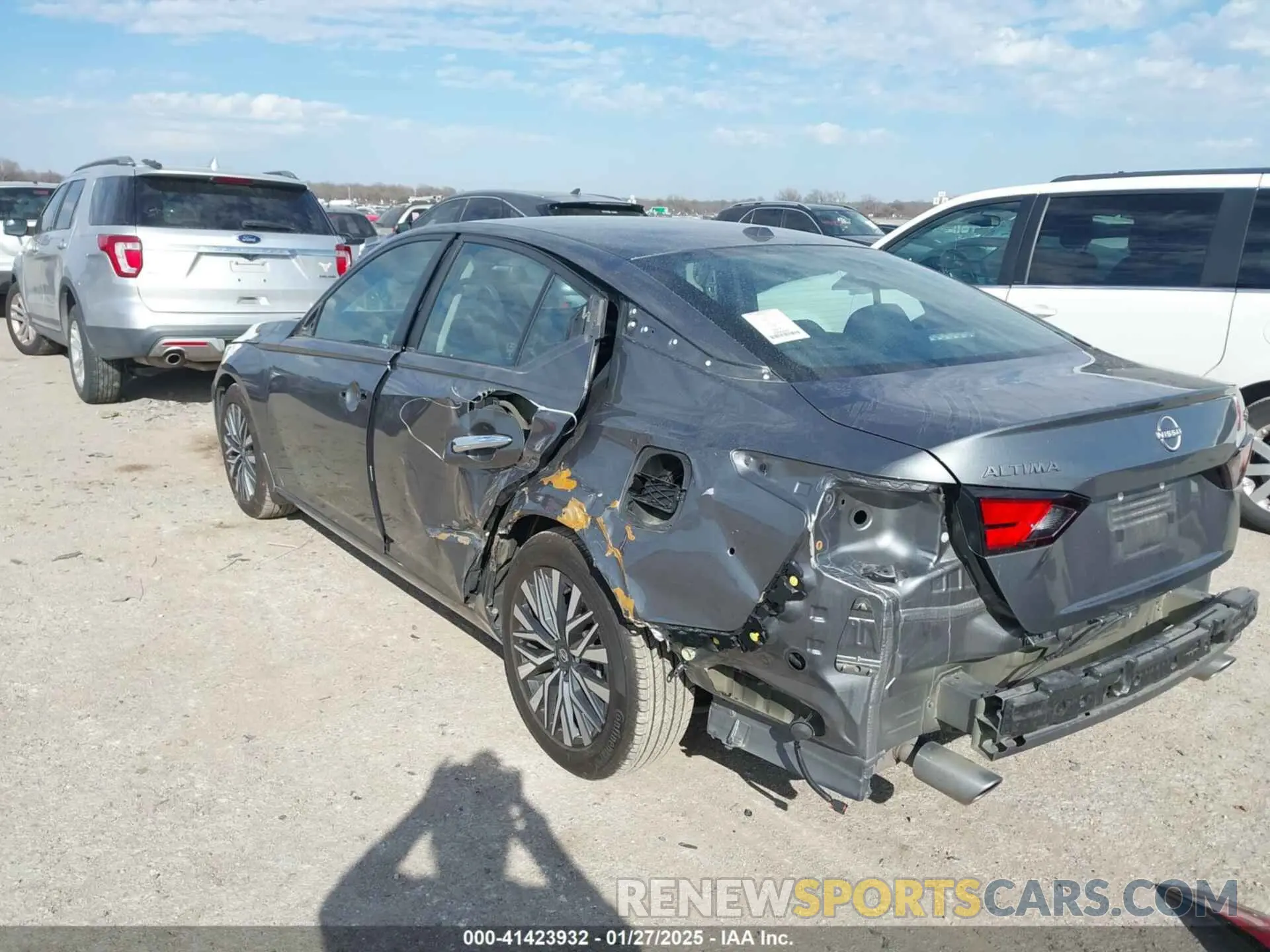 3 fotografías del automóvil dañado 1N4BL4DV7RN327708 NISSAN ALTIMA 2024