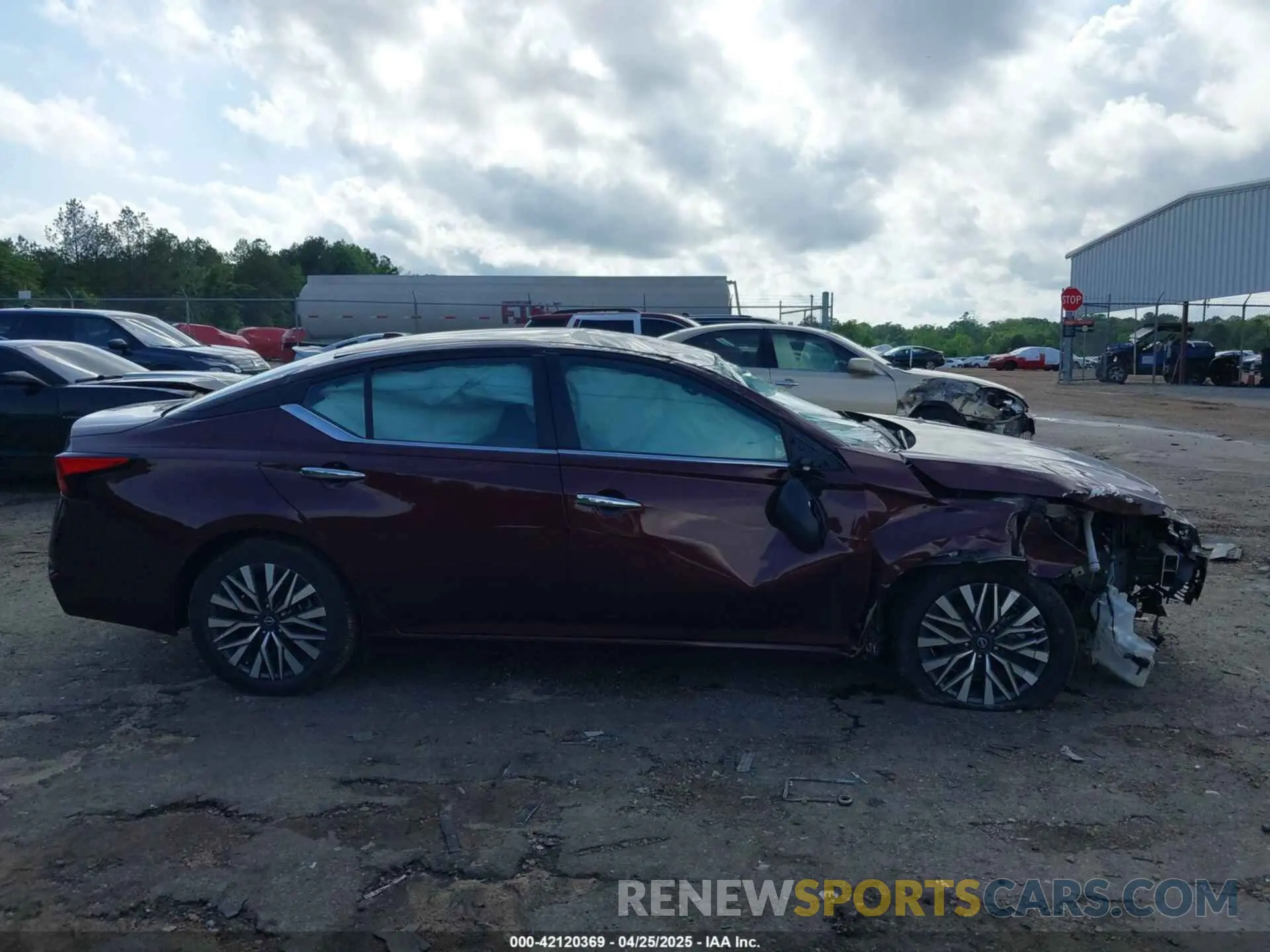 12 fotografías del automóvil dañado 1N4BL4DV7RN358554 NISSAN ALTIMA 2024