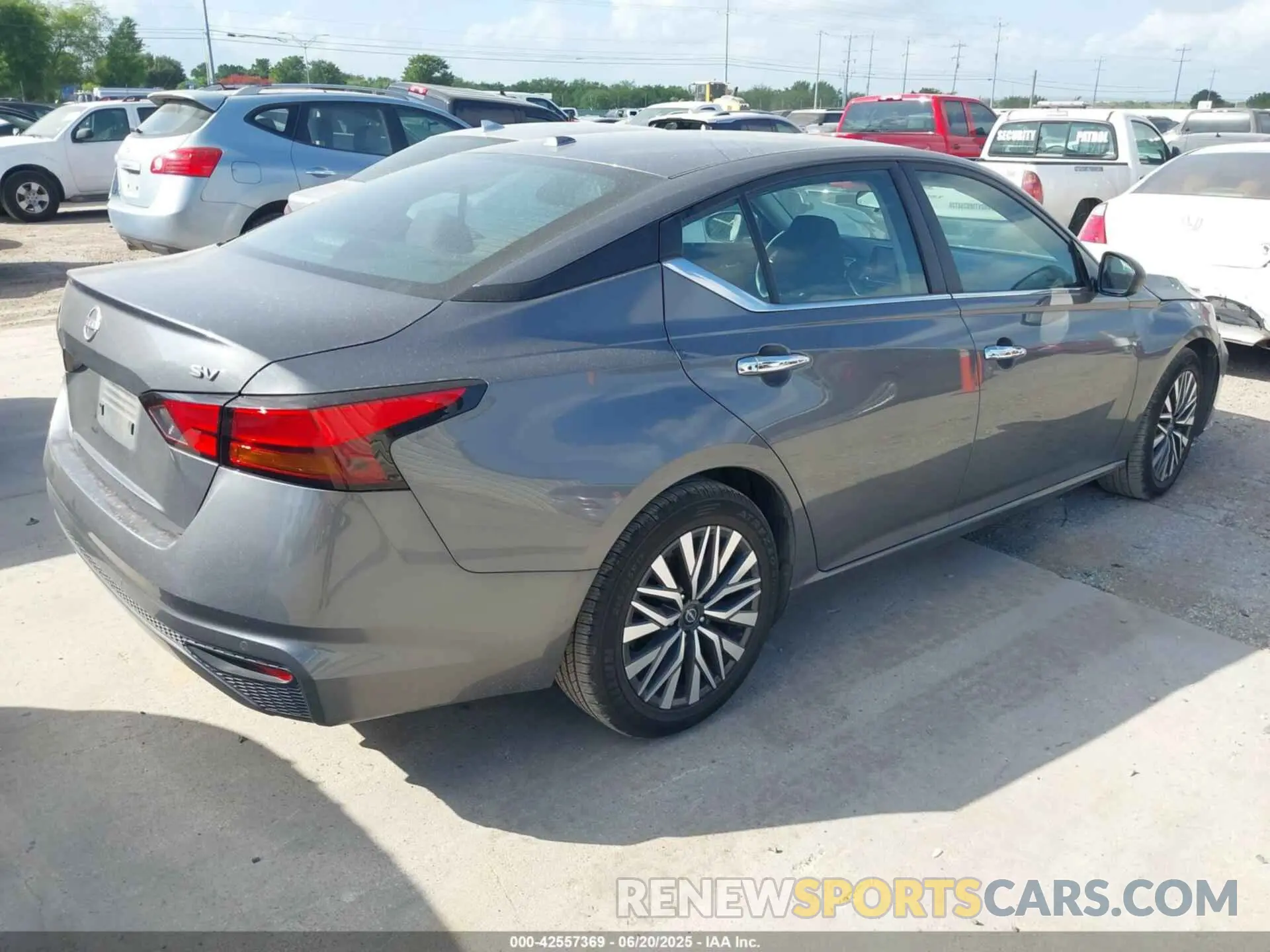 4 fotografías del automóvil dañado 1N4BL4DV8RN318659 NISSAN ALTIMA 2024