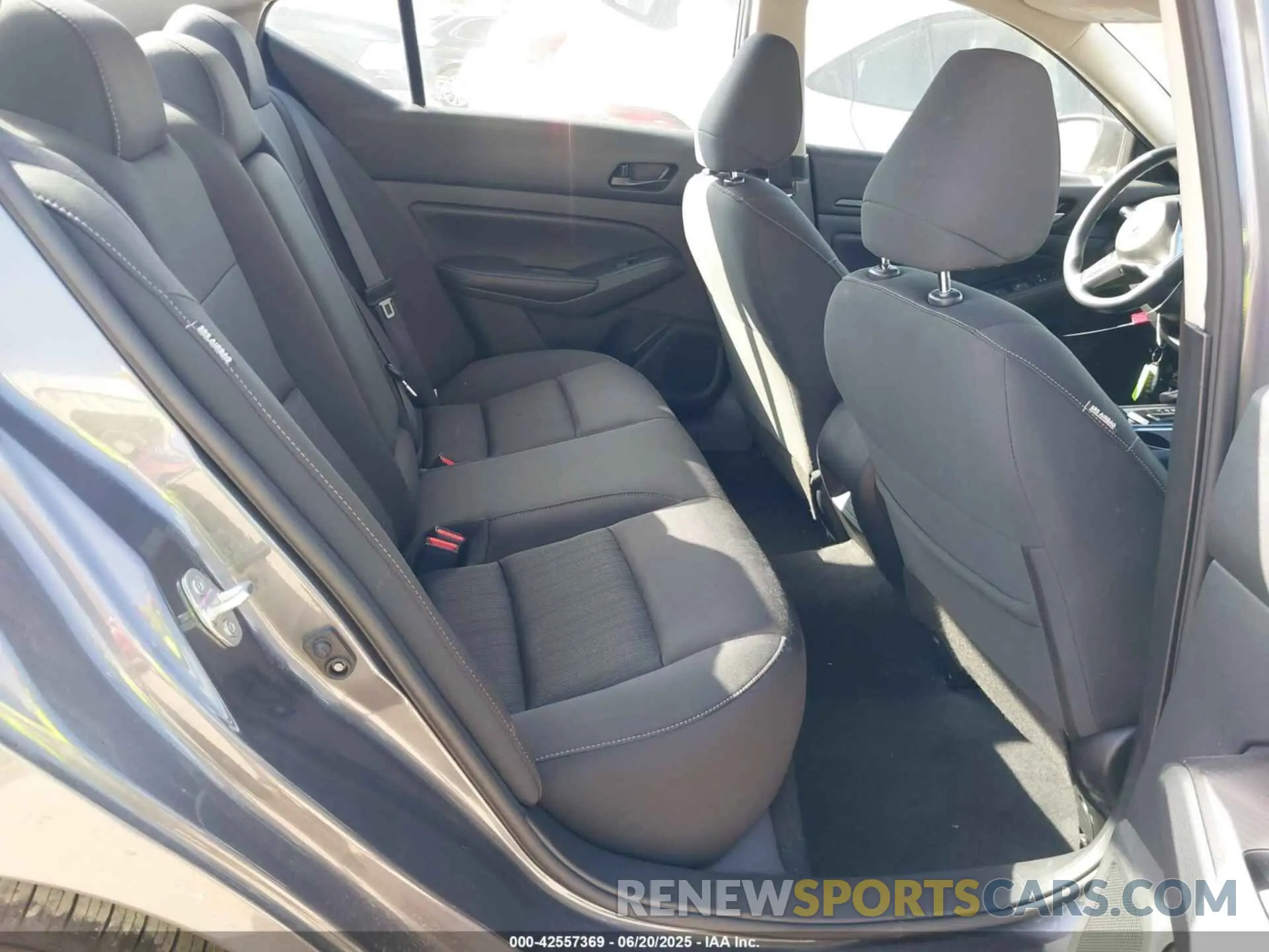 8 fotografías del automóvil dañado 1N4BL4DV8RN318659 NISSAN ALTIMA 2024