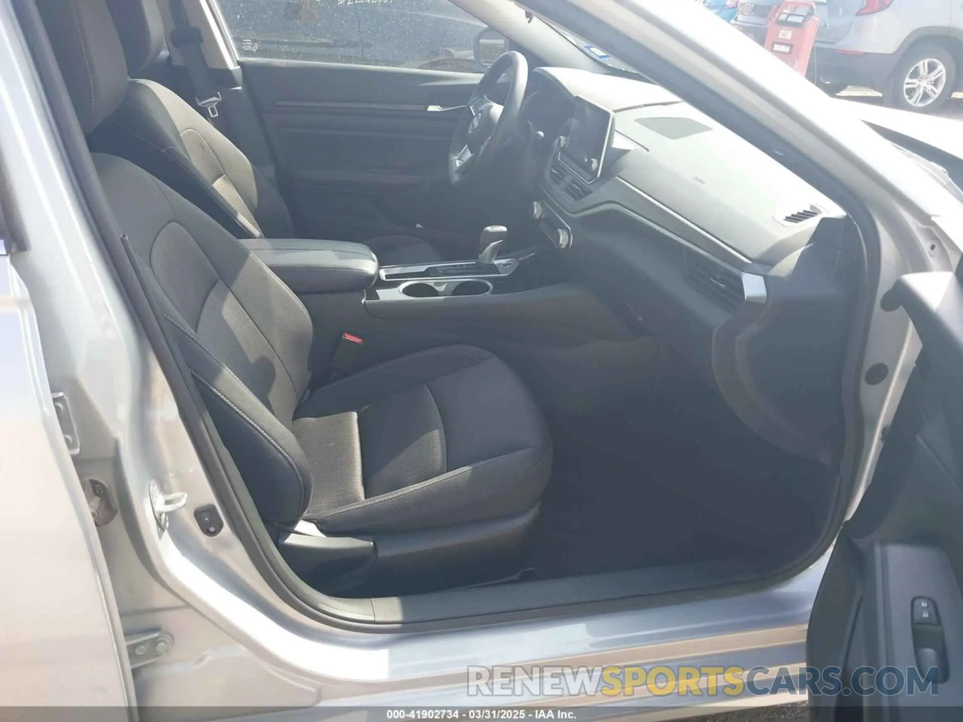 5 fotografías del automóvil dañado 1N4BL4DV8RN327846 NISSAN ALTIMA 2024