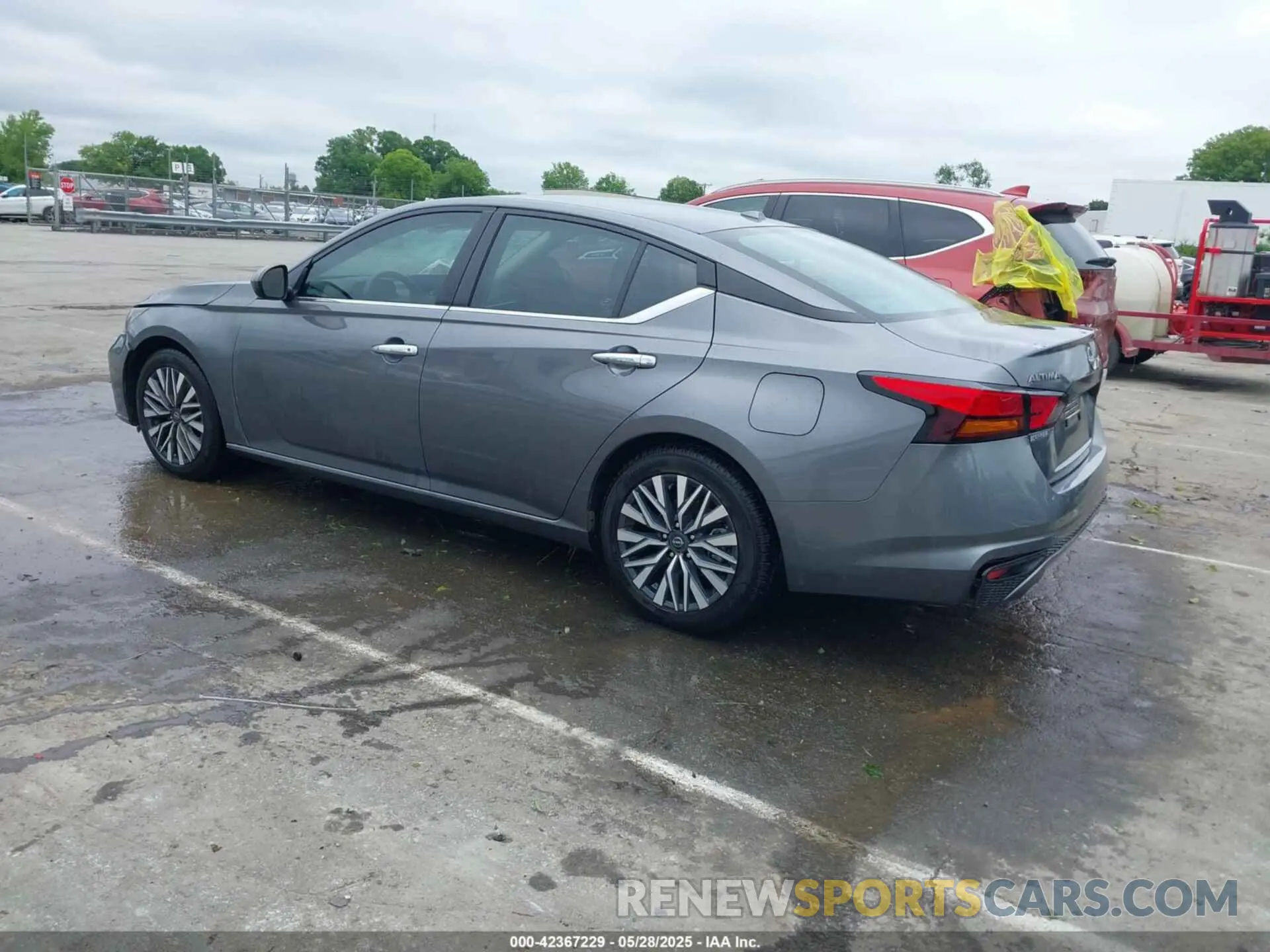 3 fotografías del automóvil dañado 1N4BL4DV8RN333100 NISSAN ALTIMA 2024
