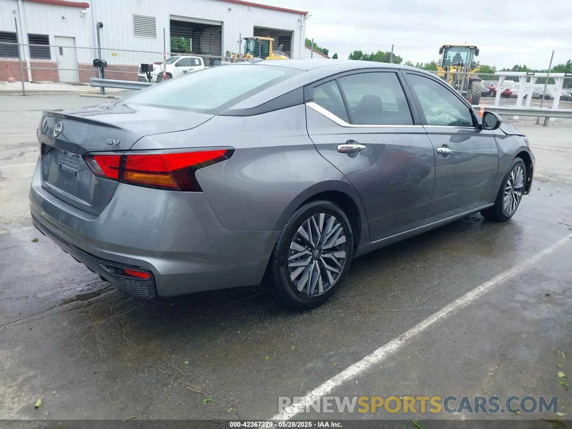 4 fotografías del automóvil dañado 1N4BL4DV8RN333100 NISSAN ALTIMA 2024