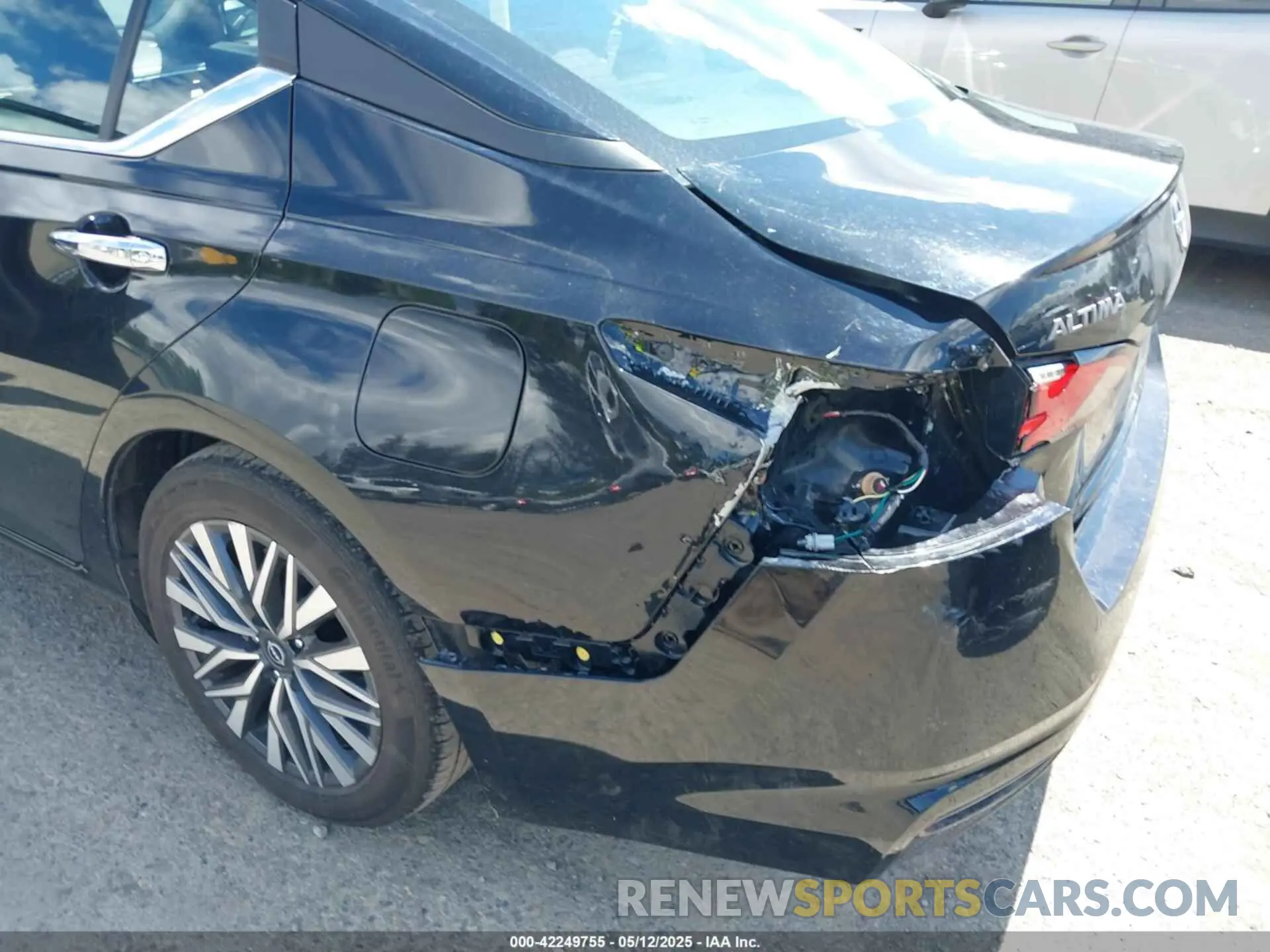 18 fotografías del automóvil dañado 1N4BL4DV8RN349488 NISSAN ALTIMA 2024