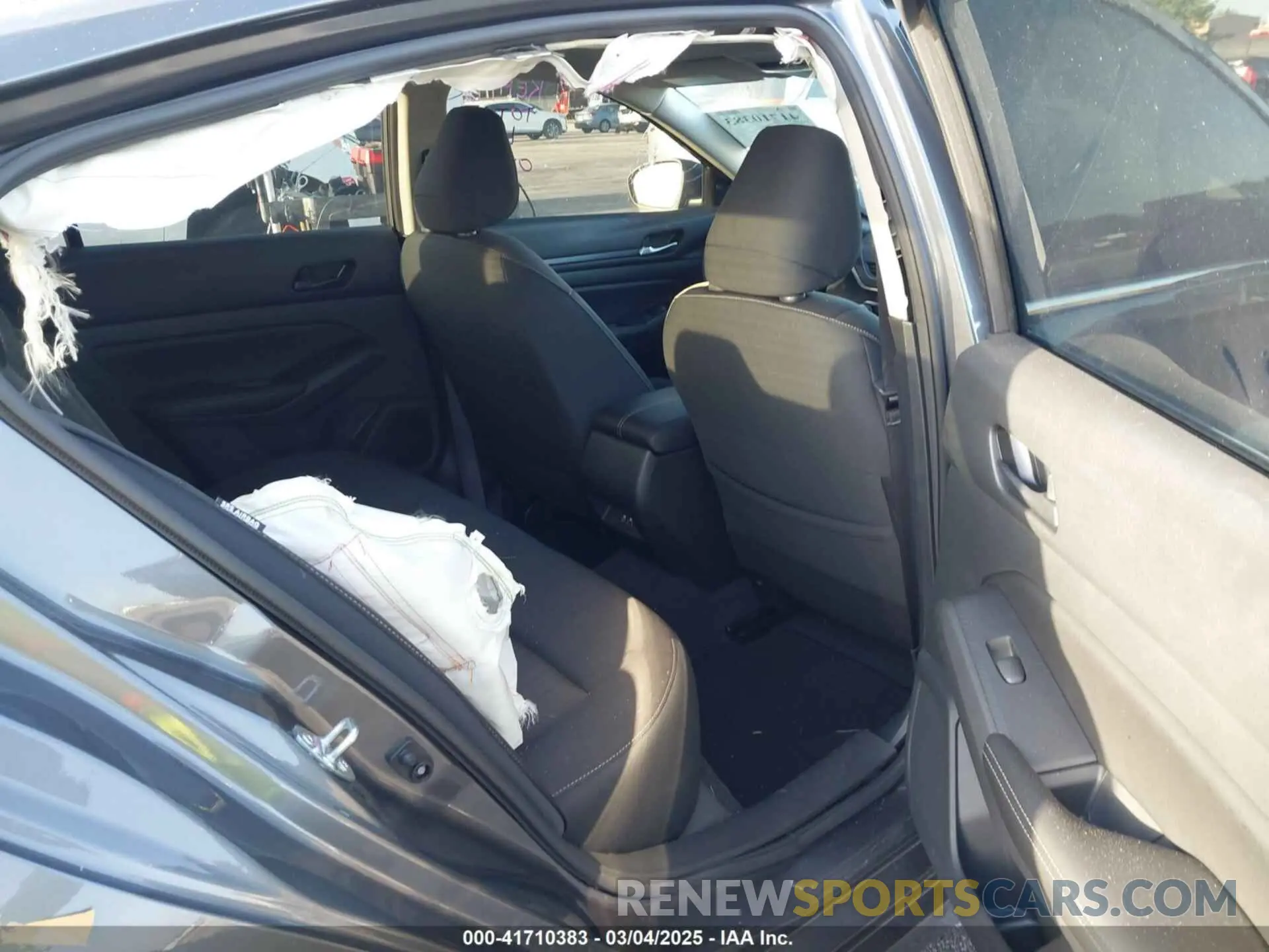 8 fotografías del automóvil dañado 1N4BL4DV8RN368333 NISSAN ALTIMA 2024