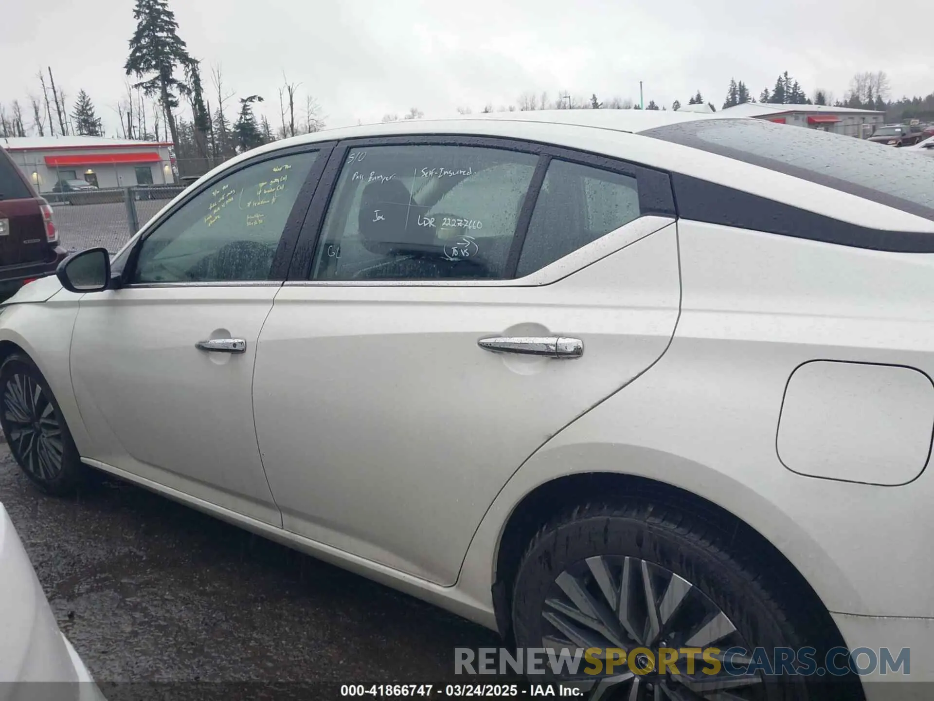 14 fotografías del automóvil dañado 1N4BL4DV8RN432726 NISSAN ALTIMA 2024