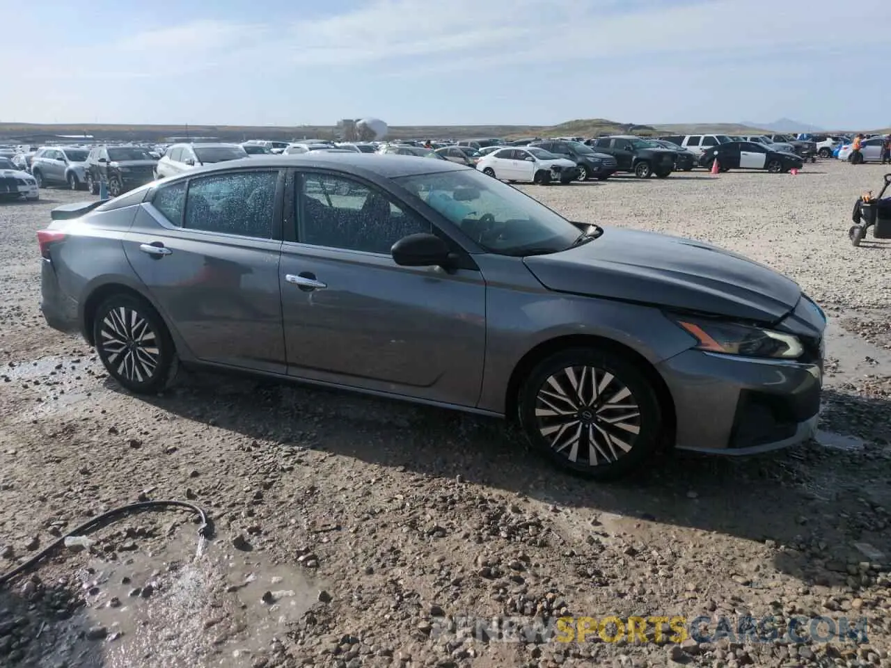 4 fotografías del automóvil dañado 1N4BL4DV9RN313762 NISSAN ALTIMA 2024