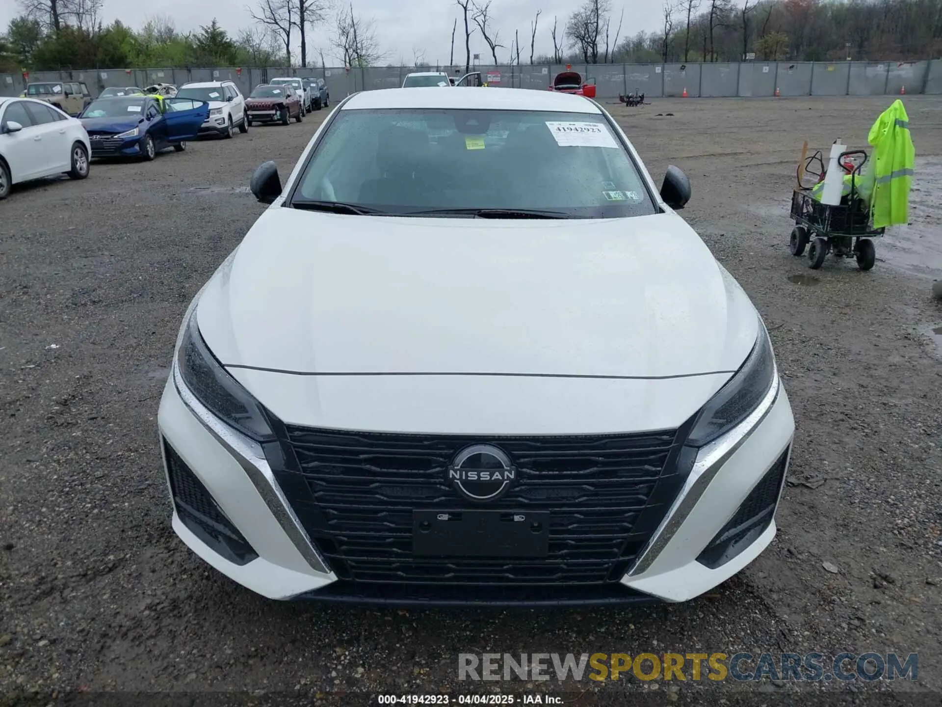12 fotografías del automóvil dañado 1N4BL4DV9RN315978 NISSAN ALTIMA 2024