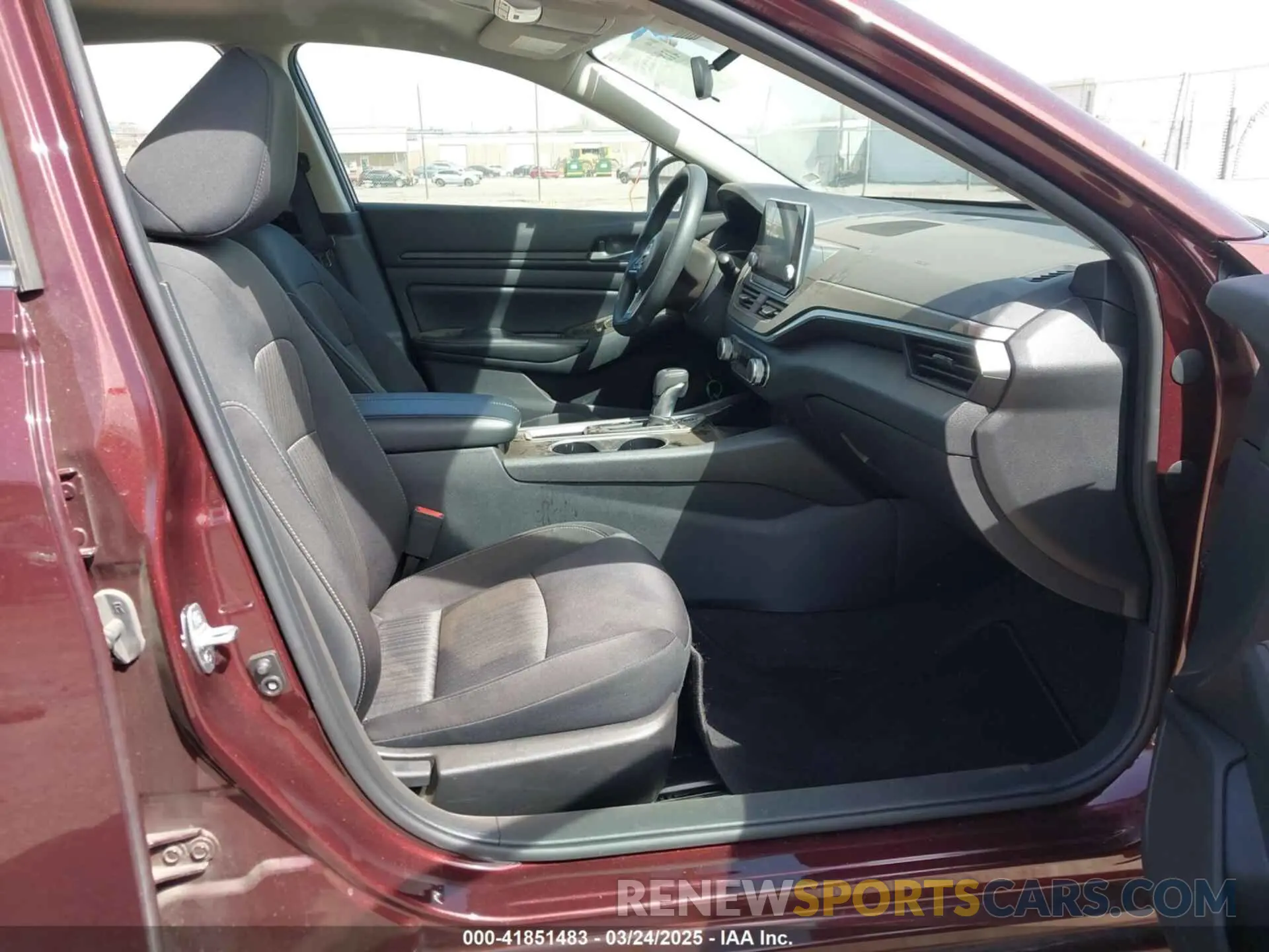 5 fotografías del automóvil dañado 1N4BL4DV9RN372665 NISSAN ALTIMA 2024