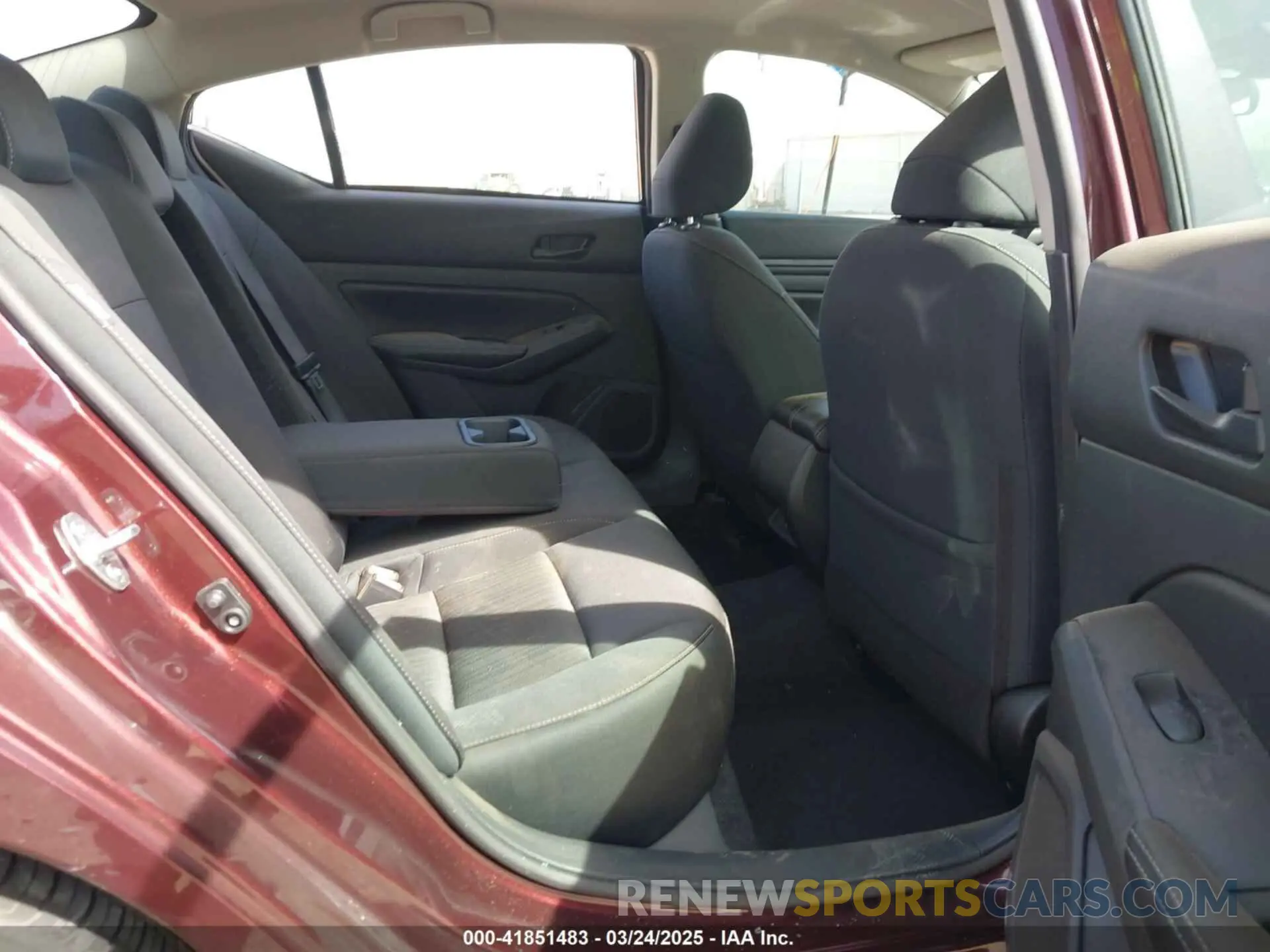 8 fotografías del automóvil dañado 1N4BL4DV9RN372665 NISSAN ALTIMA 2024