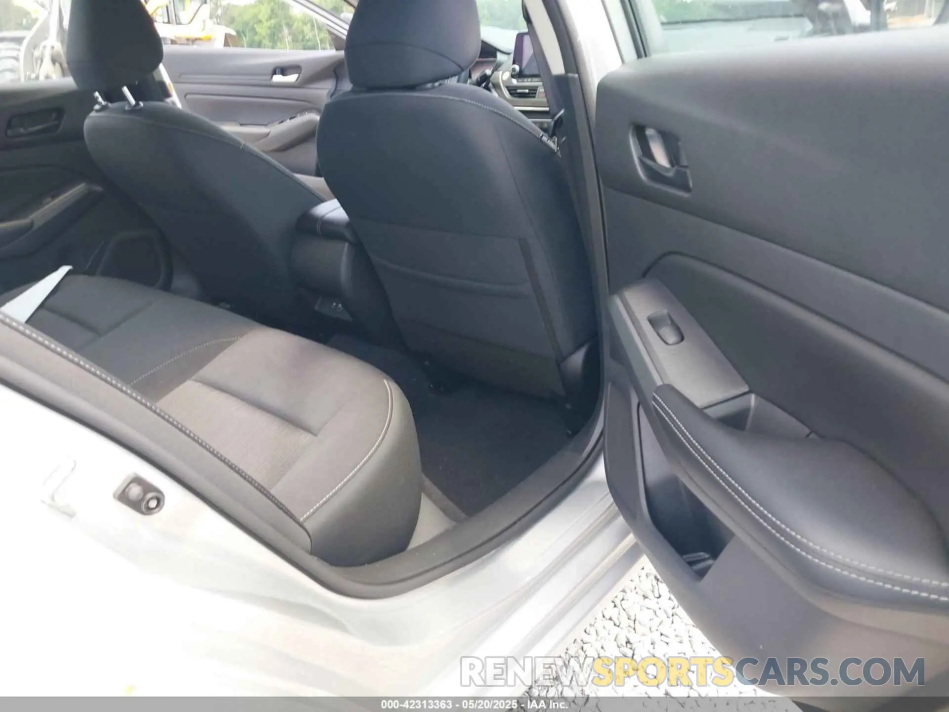 8 fotografías del automóvil dañado 1N4BL4DVXRN352375 NISSAN ALTIMA 2024